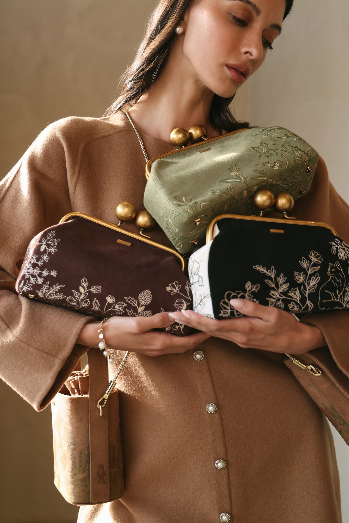 Hearth (BAG)