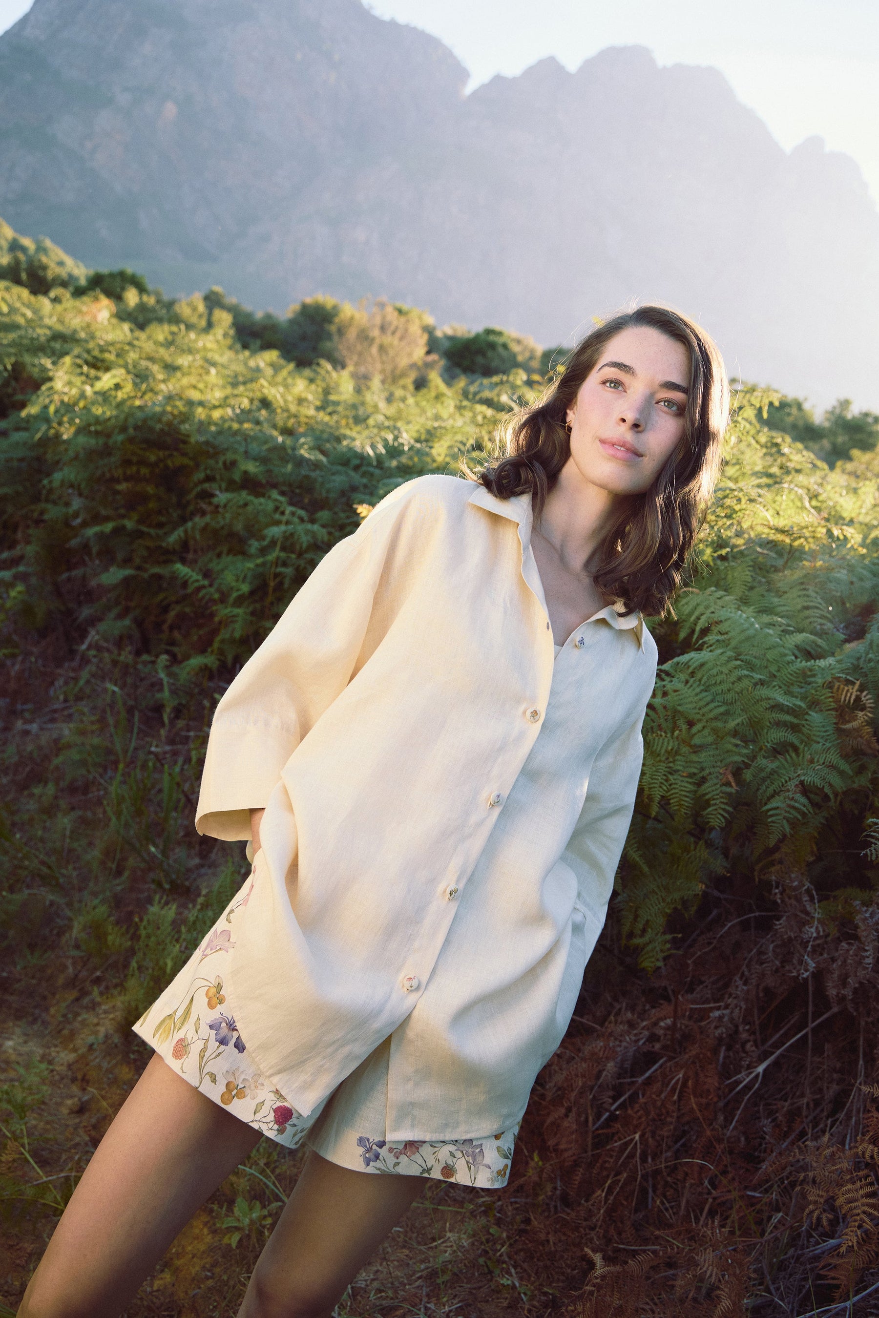 SAND Linen Savanna Shirt (Floral Vanilla)