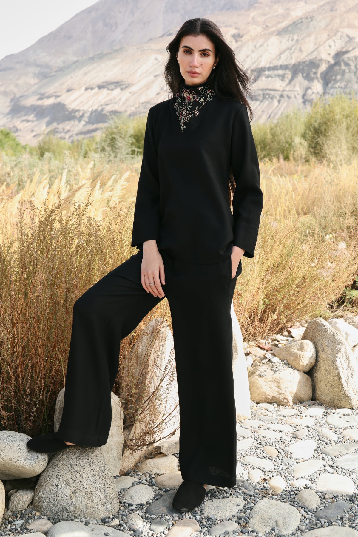 Winter Hush Scarf Top & Laha Woollen Pants (Black)