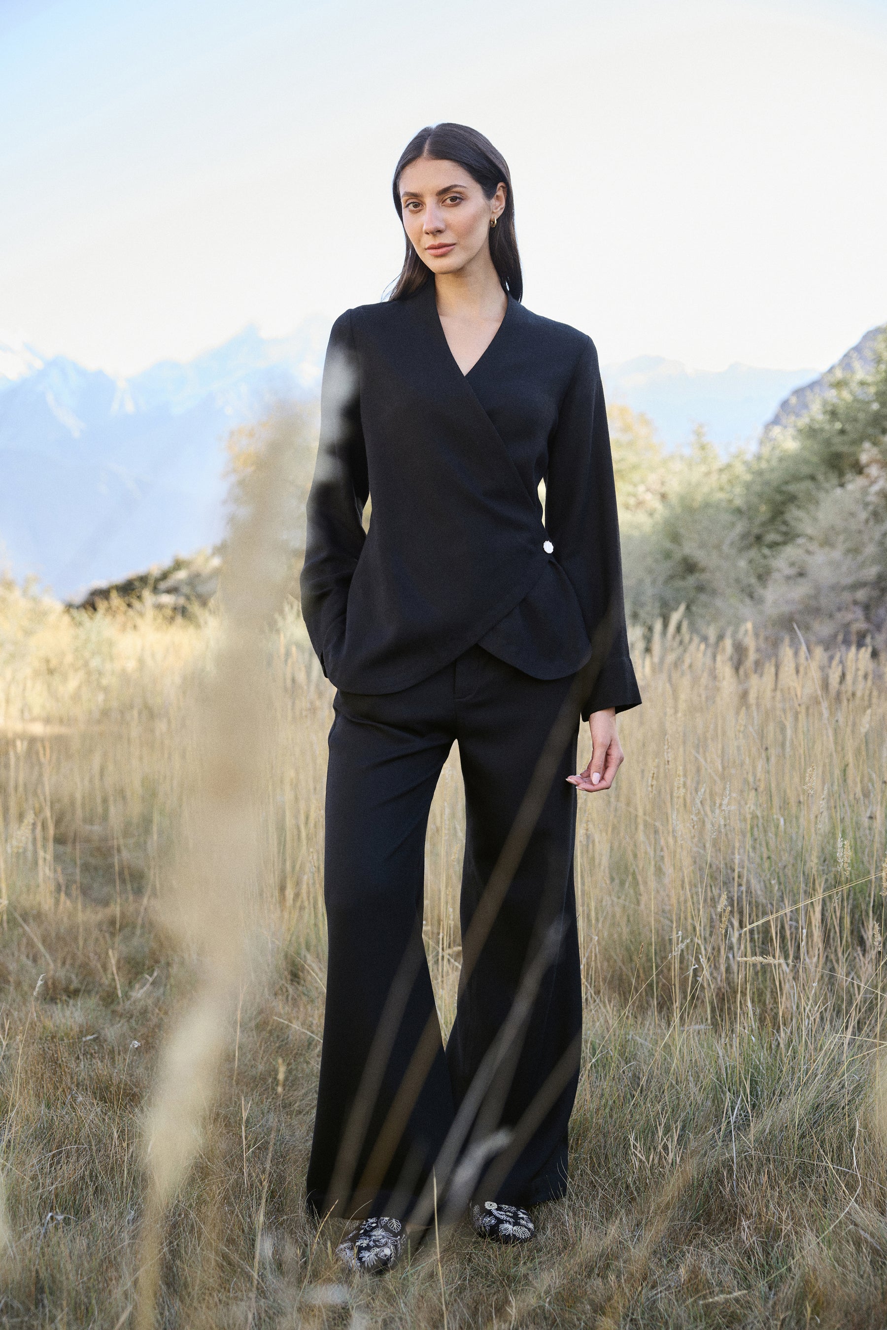 Navo Woollen Top (Black)