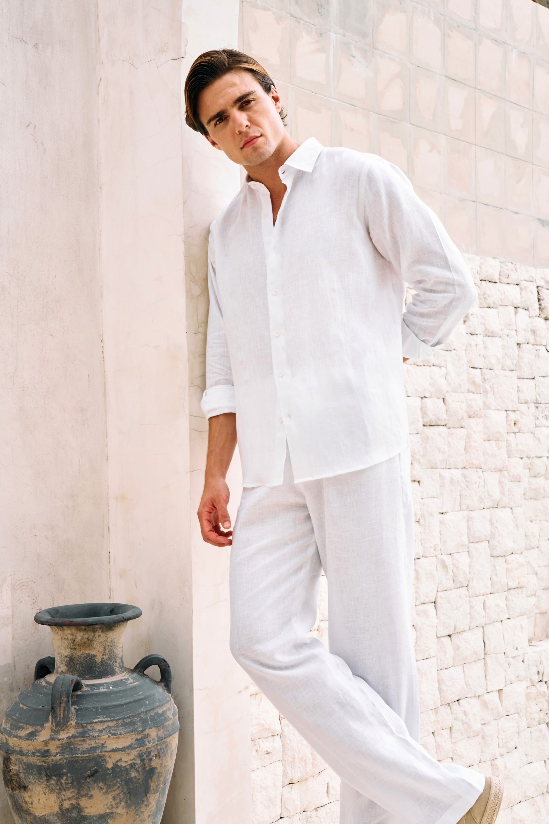 Postcard Back Print Shirt & Steady Form Pants - Man (White)