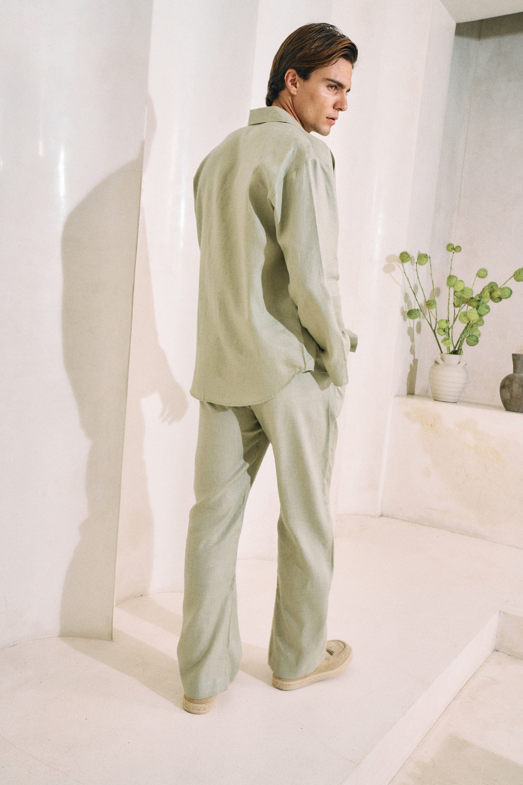 Sand Outwear Shirt & Steady Form Pants - Man (Sage)