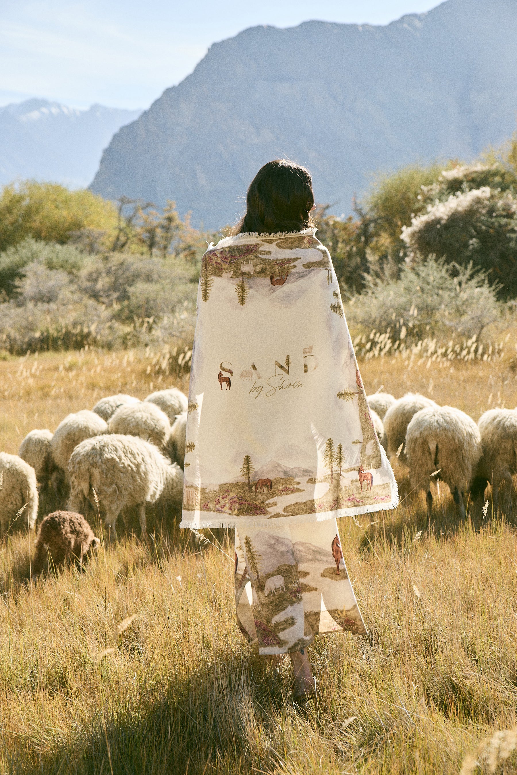 Valley Print Woollen Scarf (Ivory)