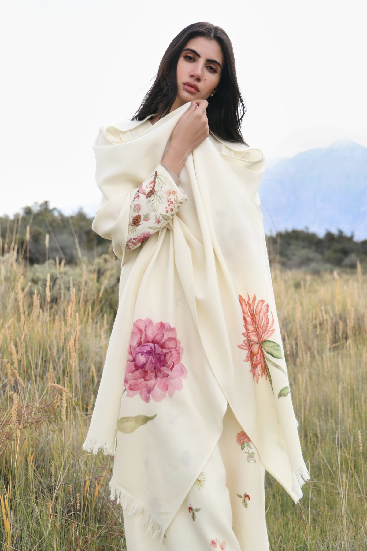 Day Bloom Woollen Shawl (Ivory Alpine Botanics)