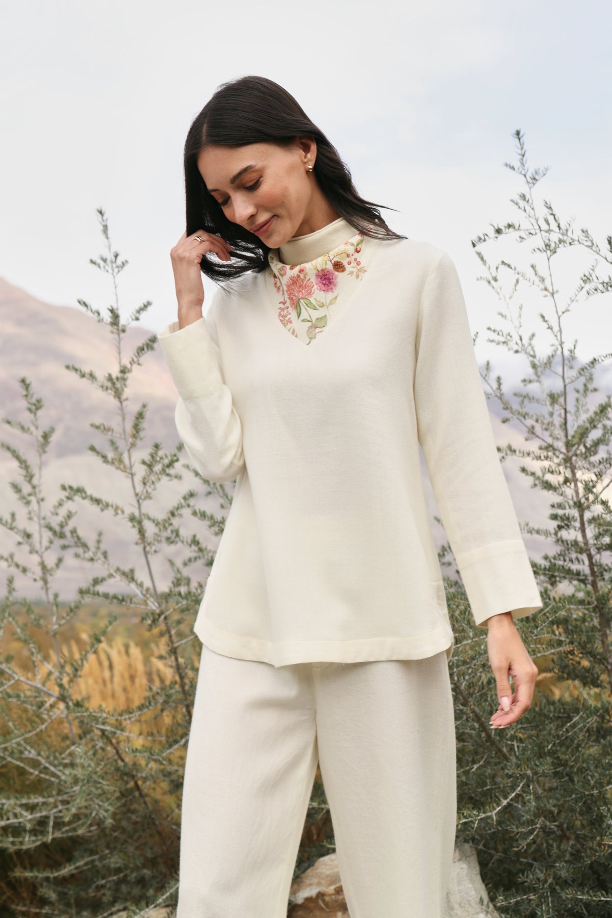 Winter Hush Button Scarf Woollen Top (Ivory Alpine Botanics)