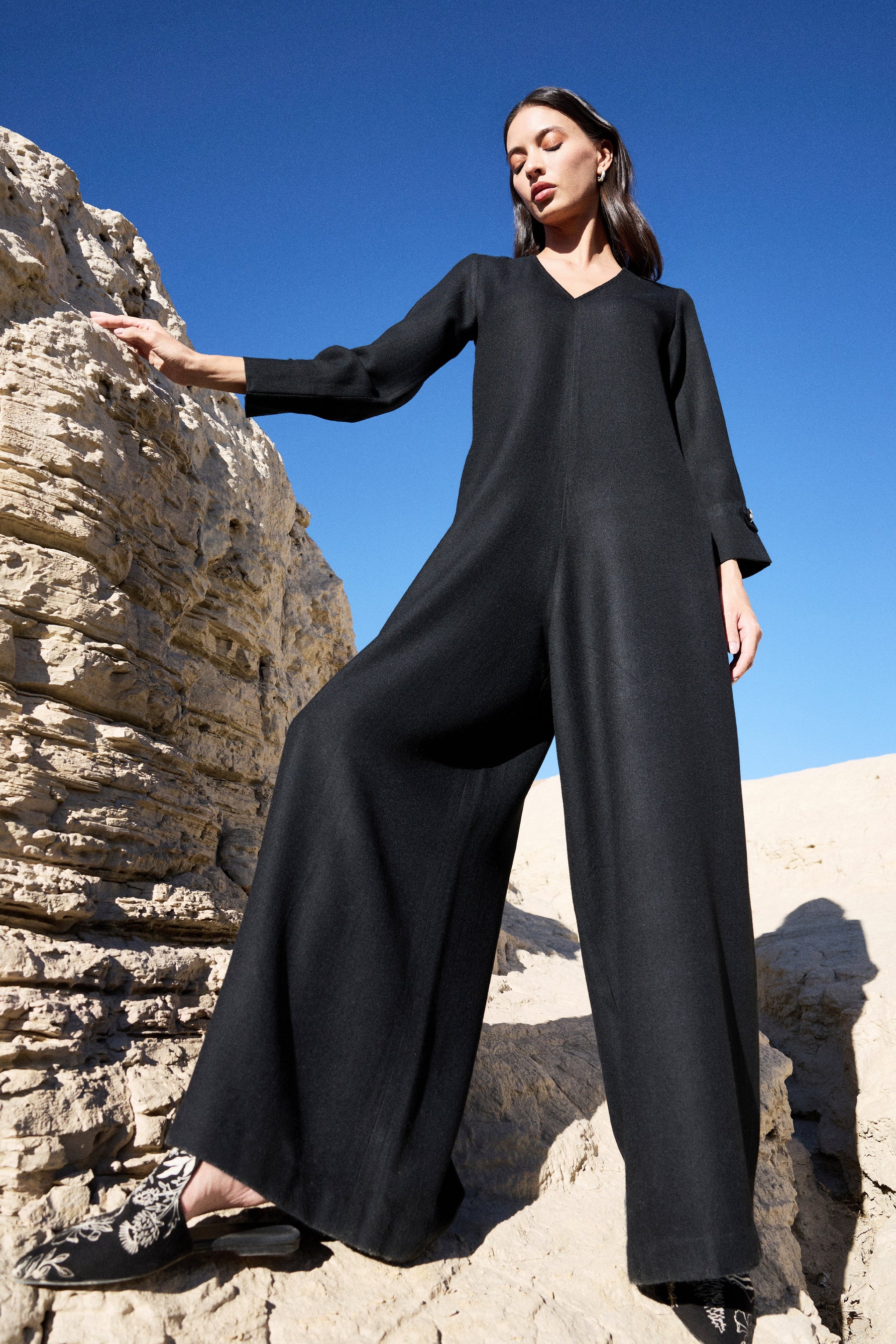 Zanskar Woollen Jumpsuit (Black)