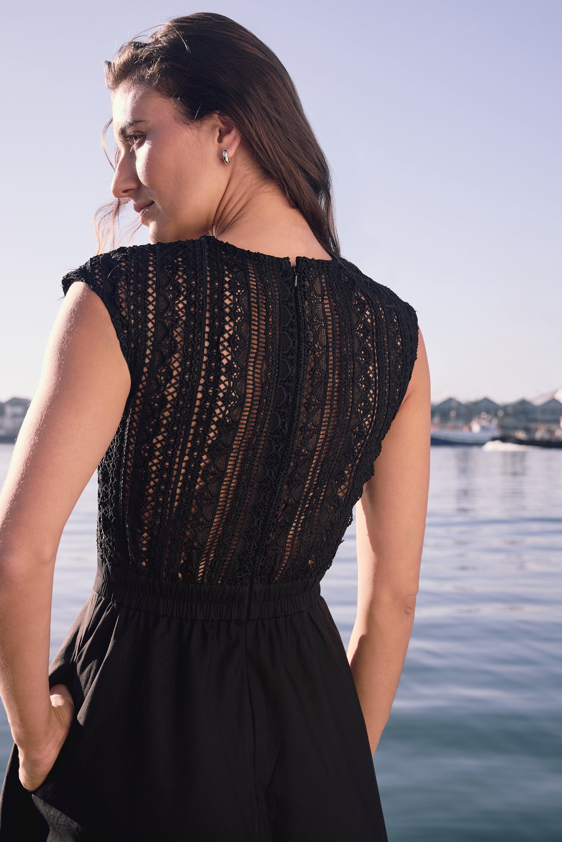 Victoria Dress (Black)
