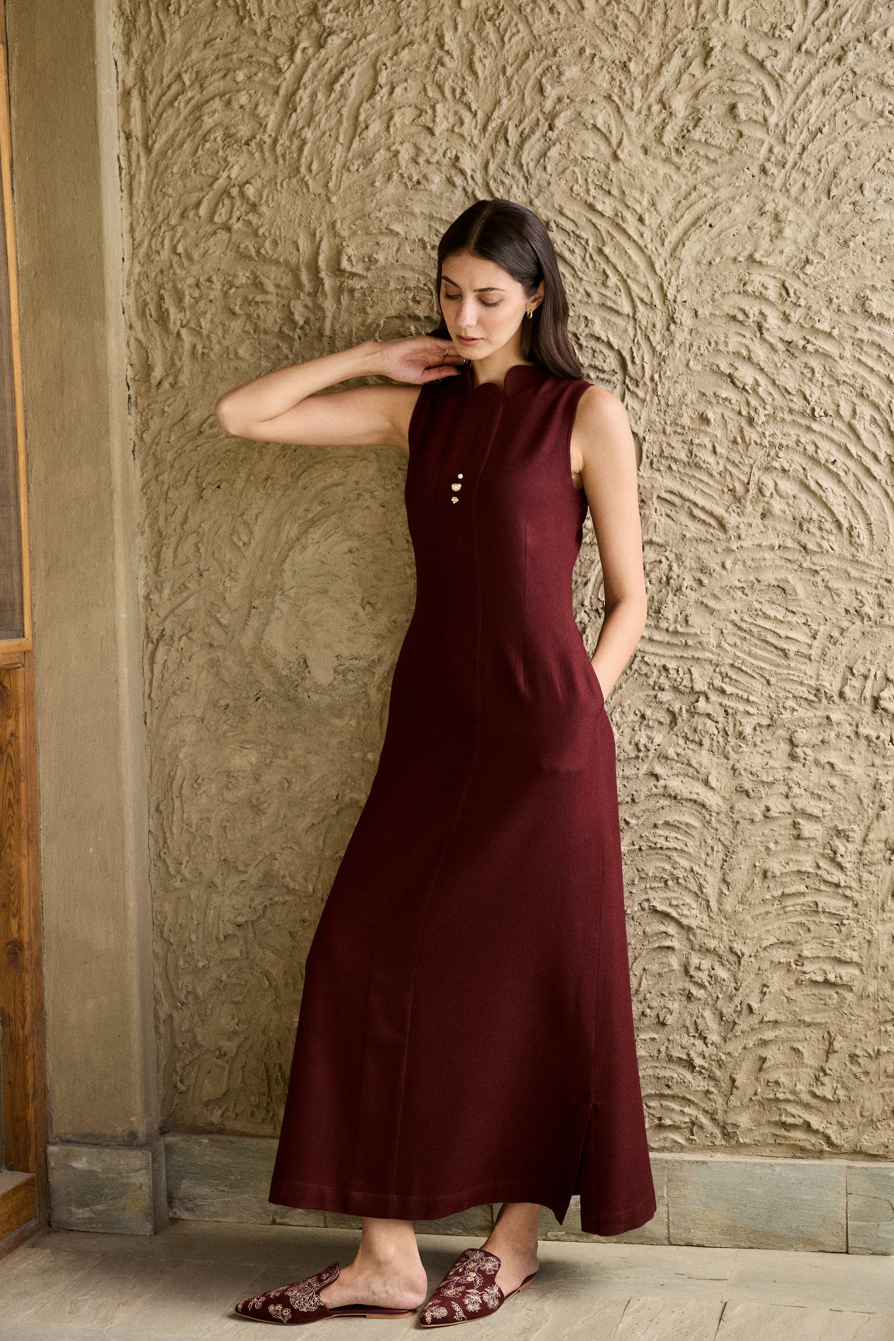 Aira Woollen Dress (Merlot)
