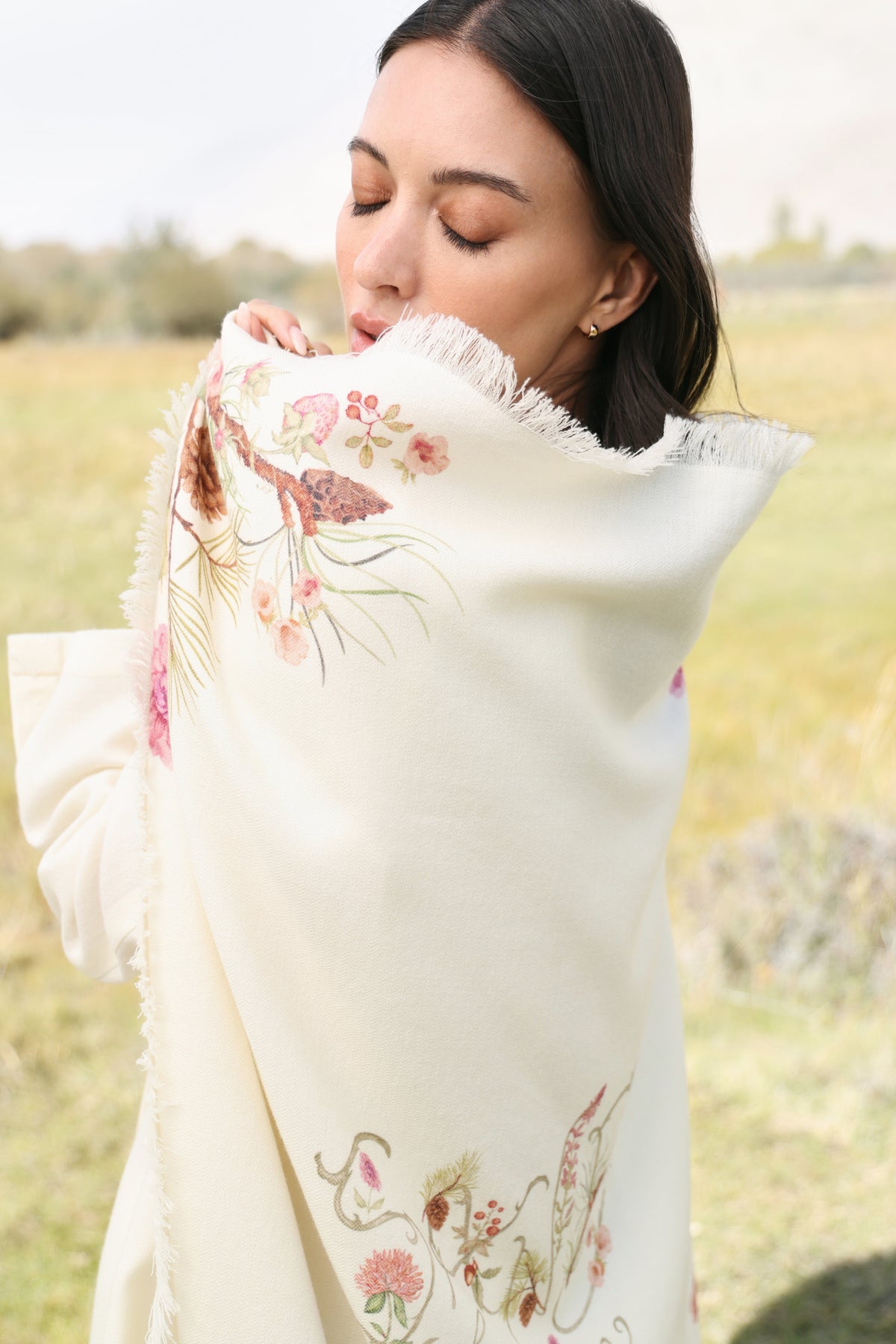 Winter Hush Woollen Scarf (Ivory Alpine Botanics)