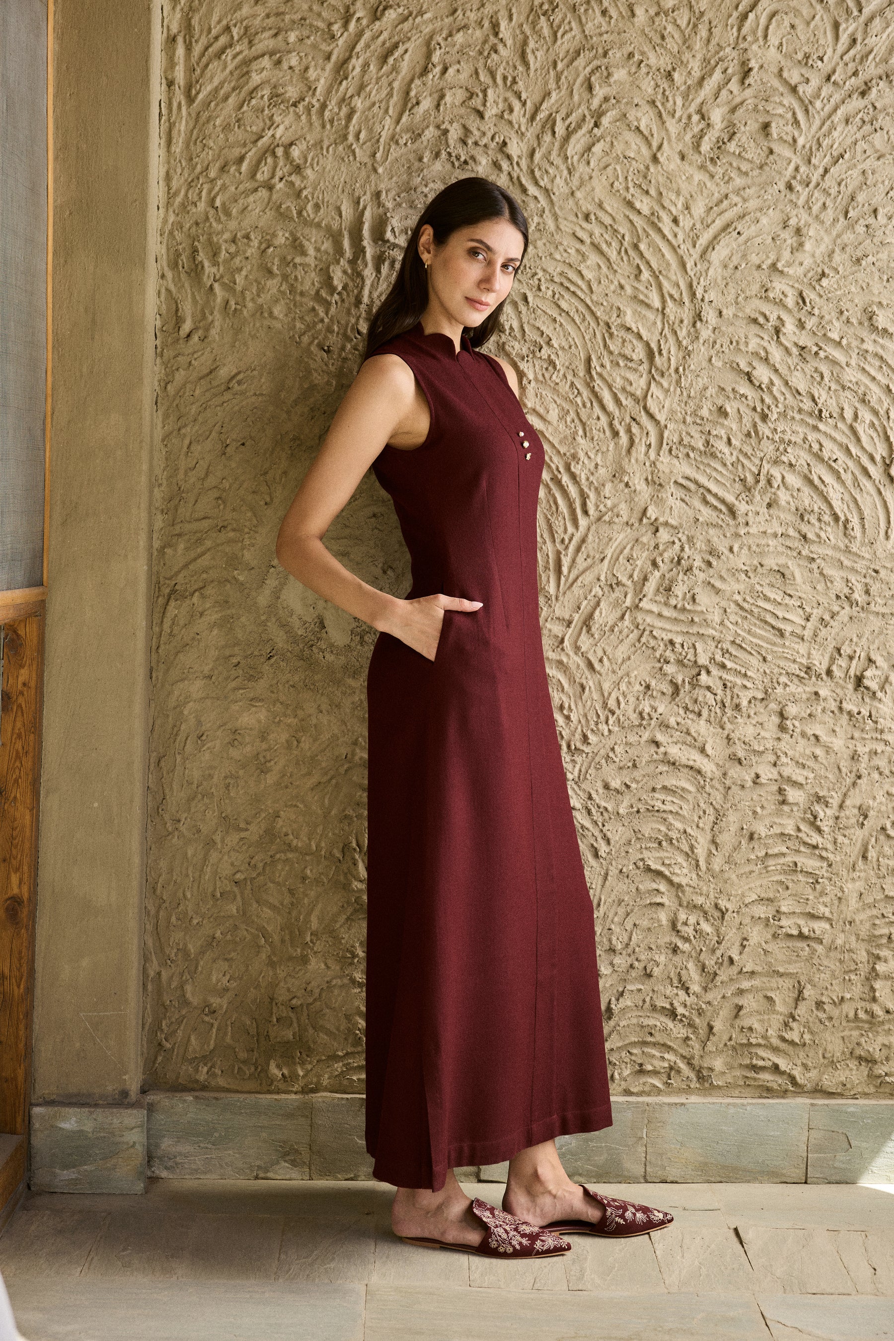 Aira Woollen Dress (Merlot)