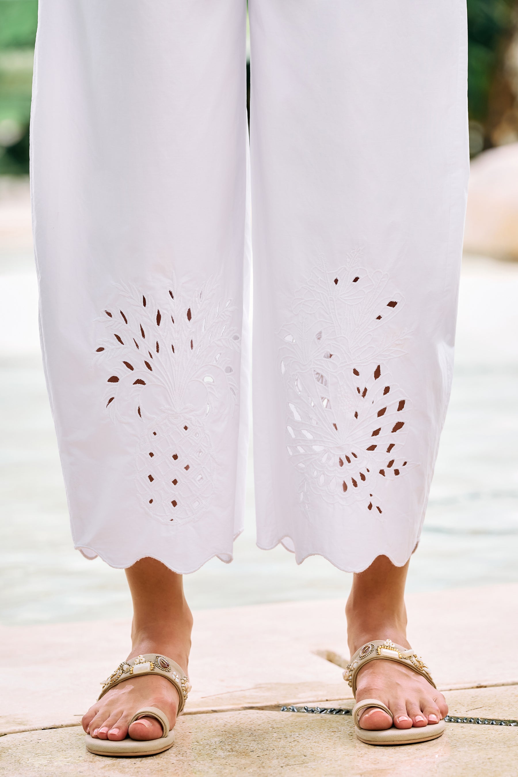 Slow Bloom Top & Spring Air Pants (White)