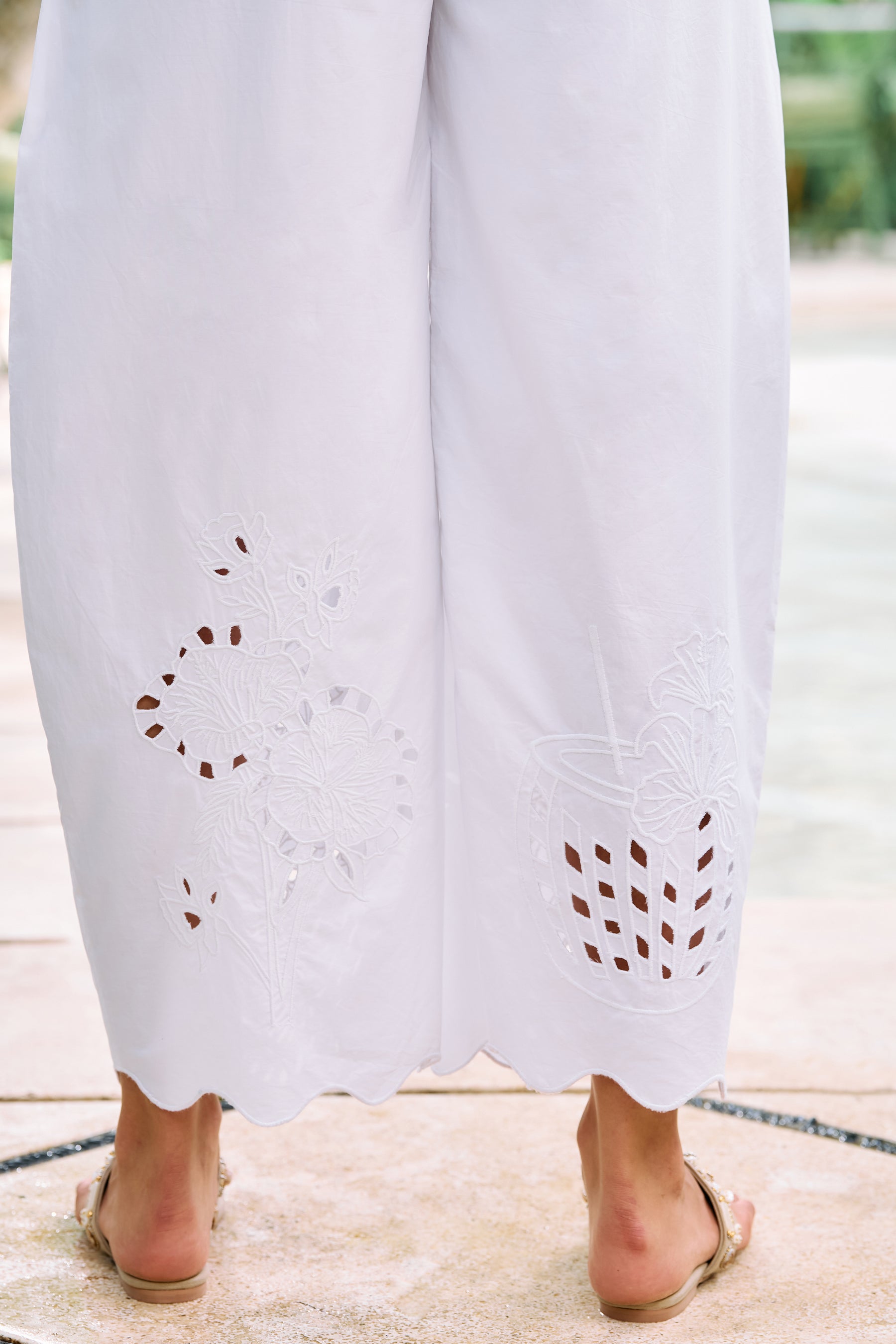 Slow Bloom Top & Spring Air Pants (White)