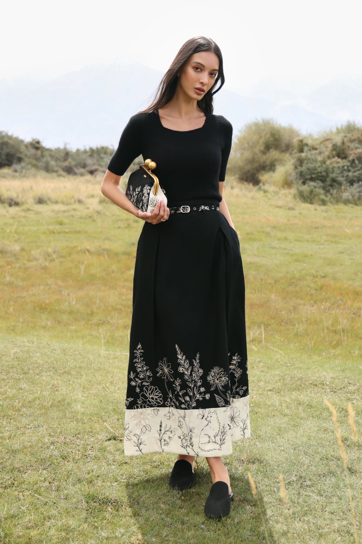 Hearth Midi Woollen Skirt (Black & White)