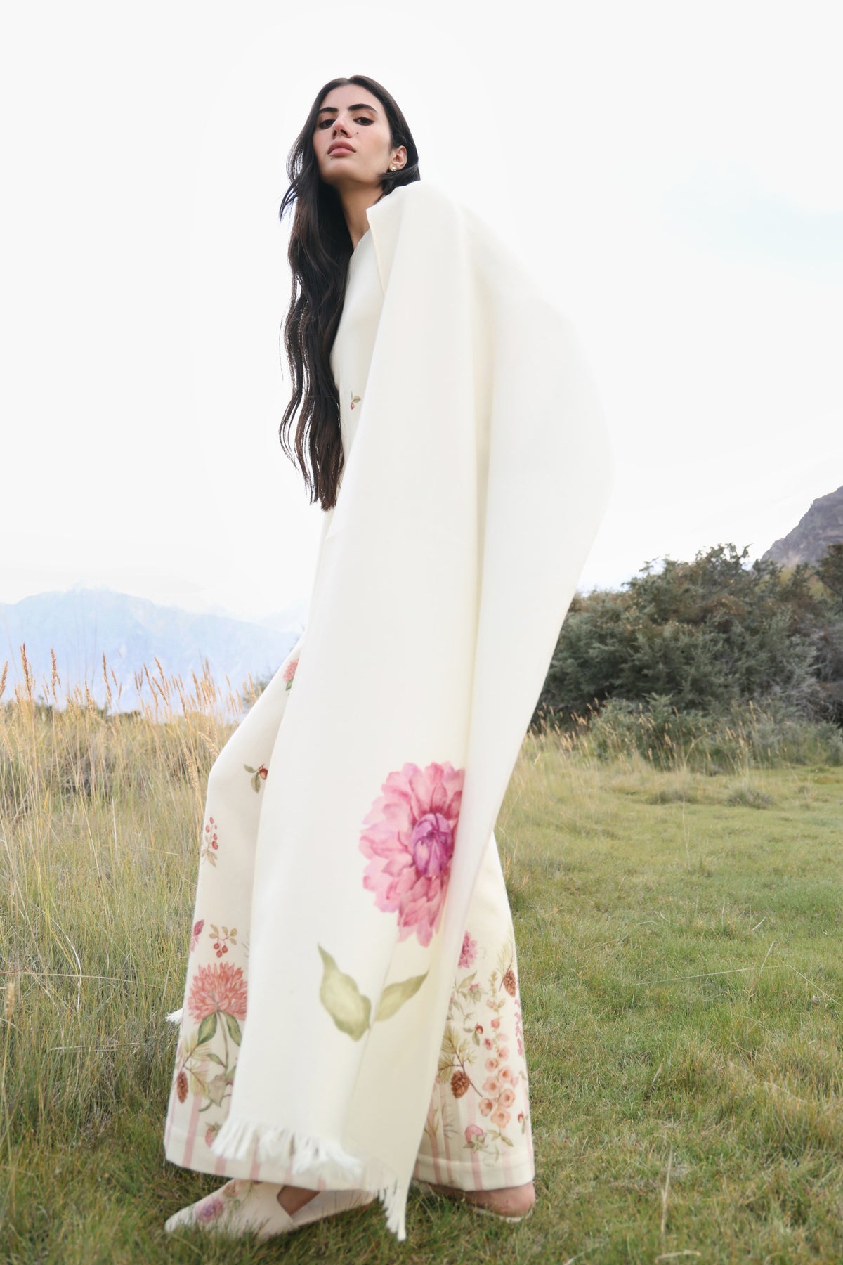 Day Bloom Woollen Shawl (Ivory Alpine Botanics)