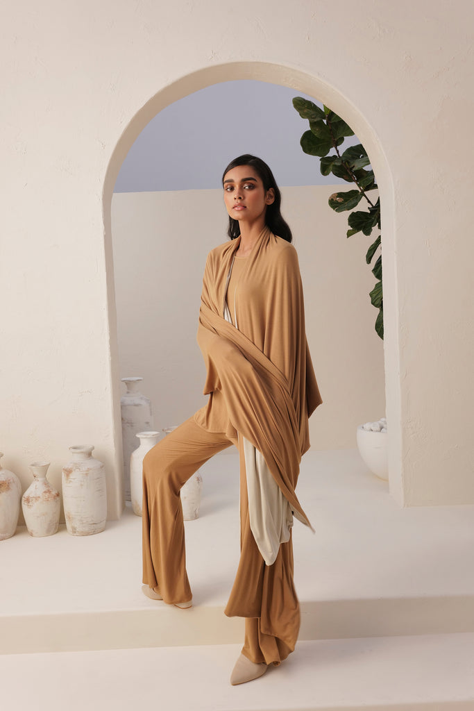 Sand T-shirt With Sand Flared Pants Paired With Natural & Sand Reversible Shawl In Sand Skin