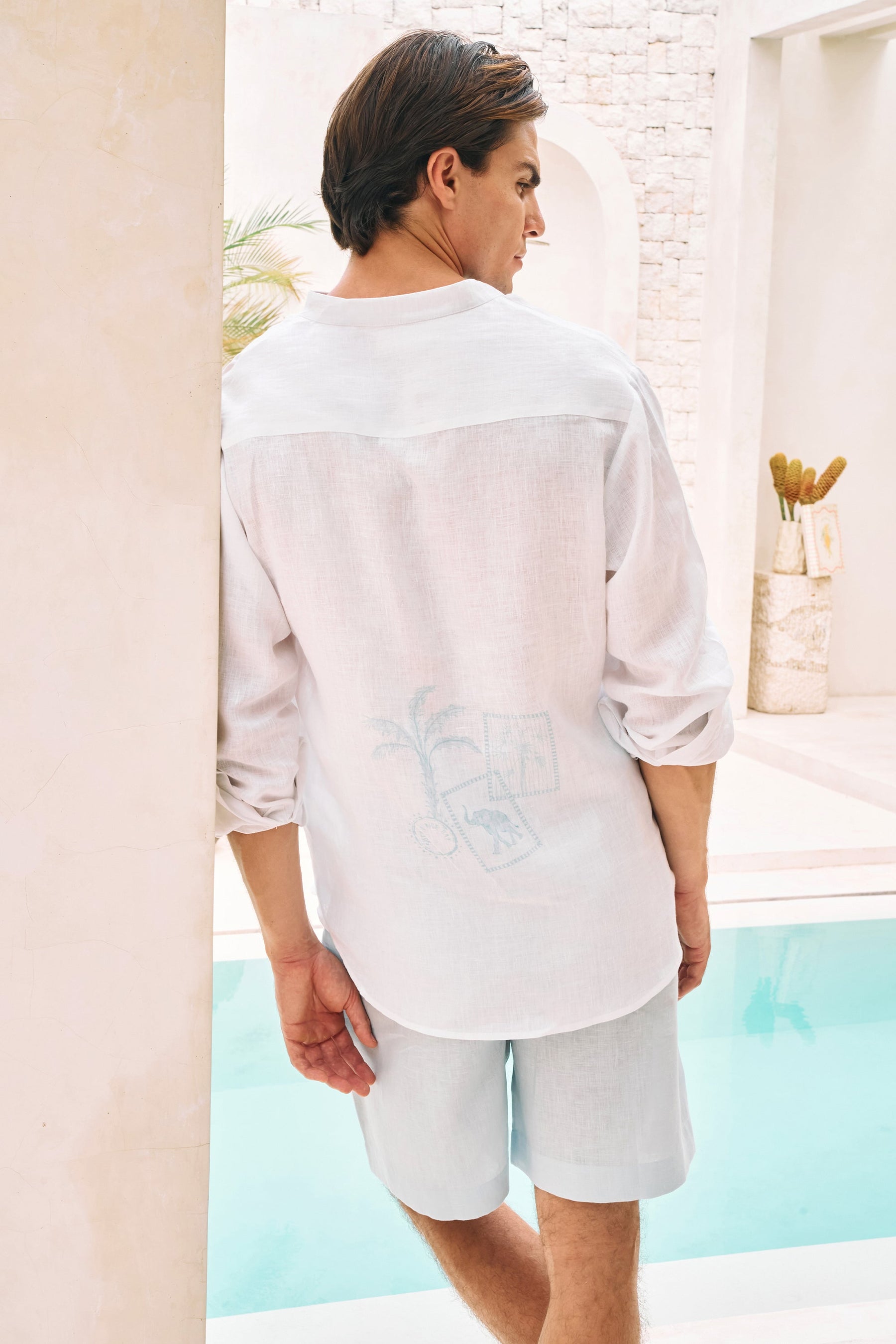 Oasis Back Print Shirt- MAN (White & Spring Blue)