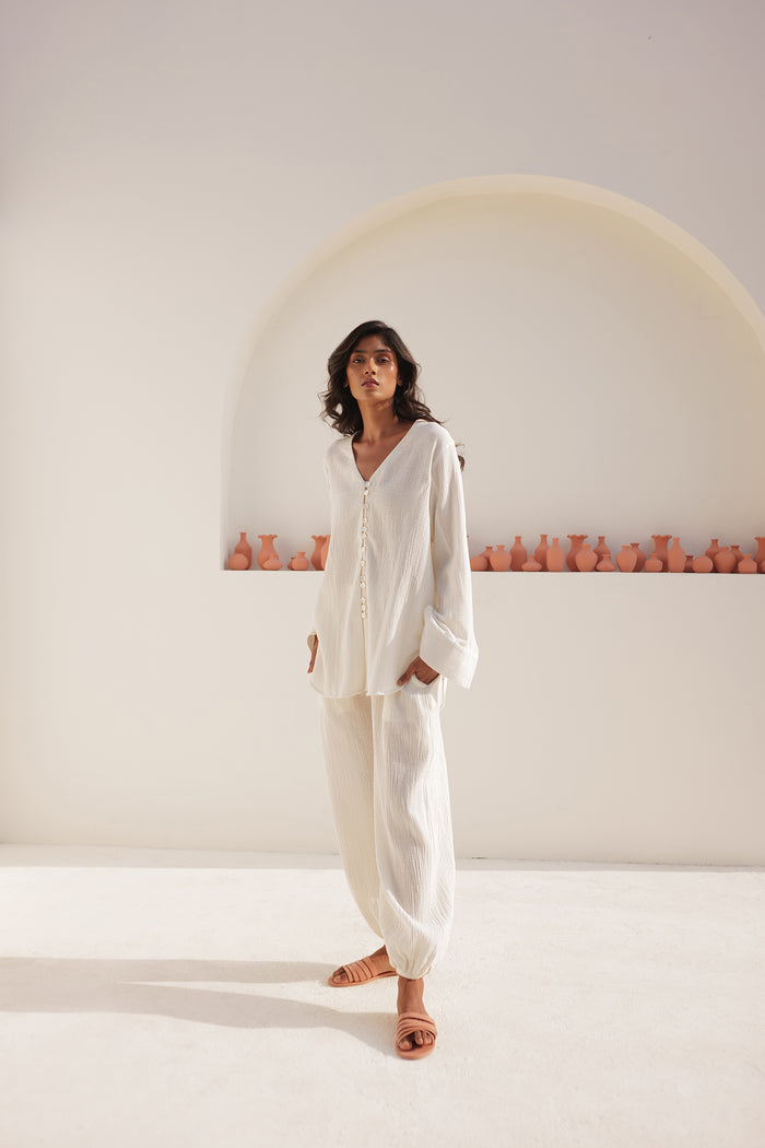 Ivory Organic Cotton Fluid Fit Front Button Down Top