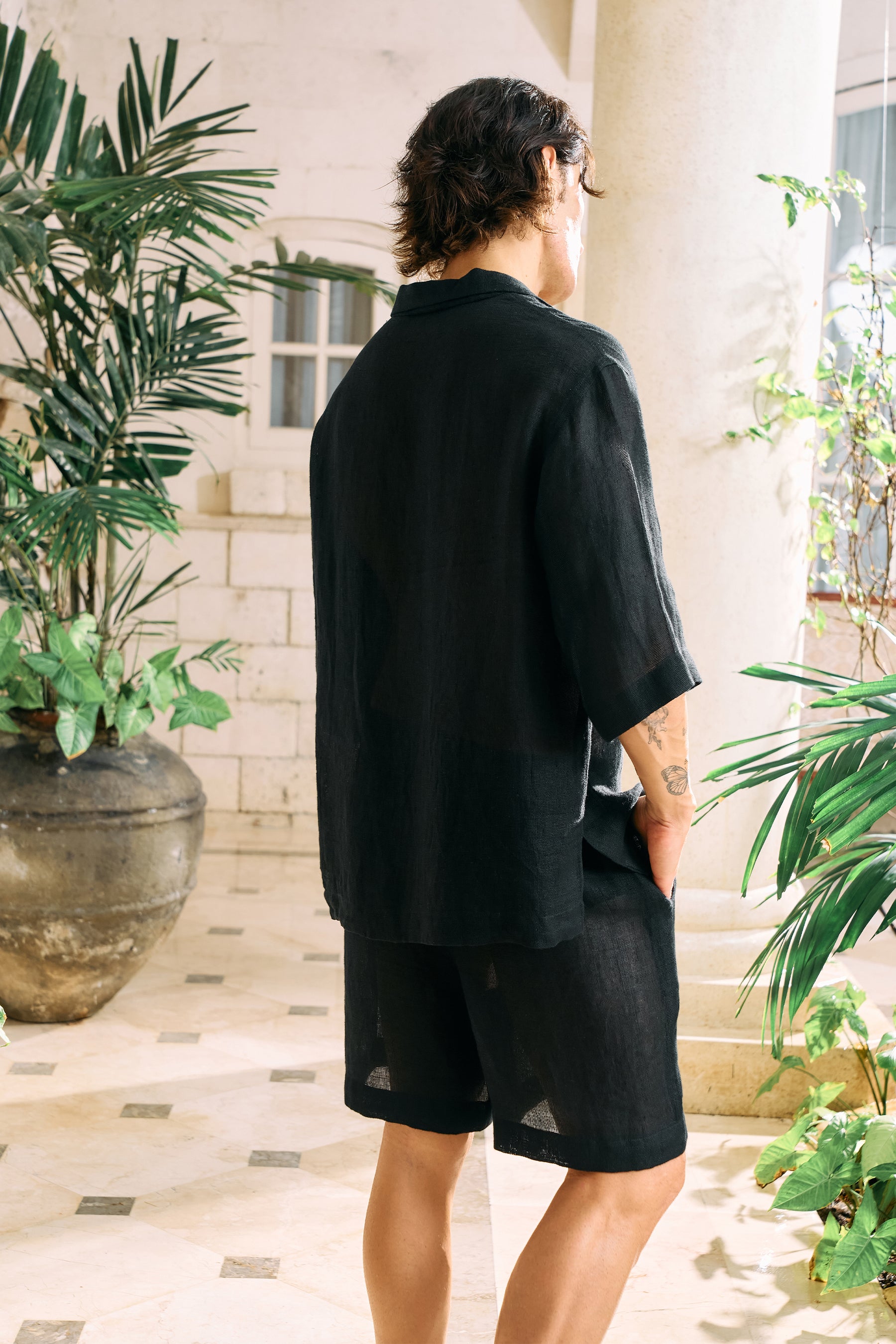 Off Hours Shorts- MAN (Black)