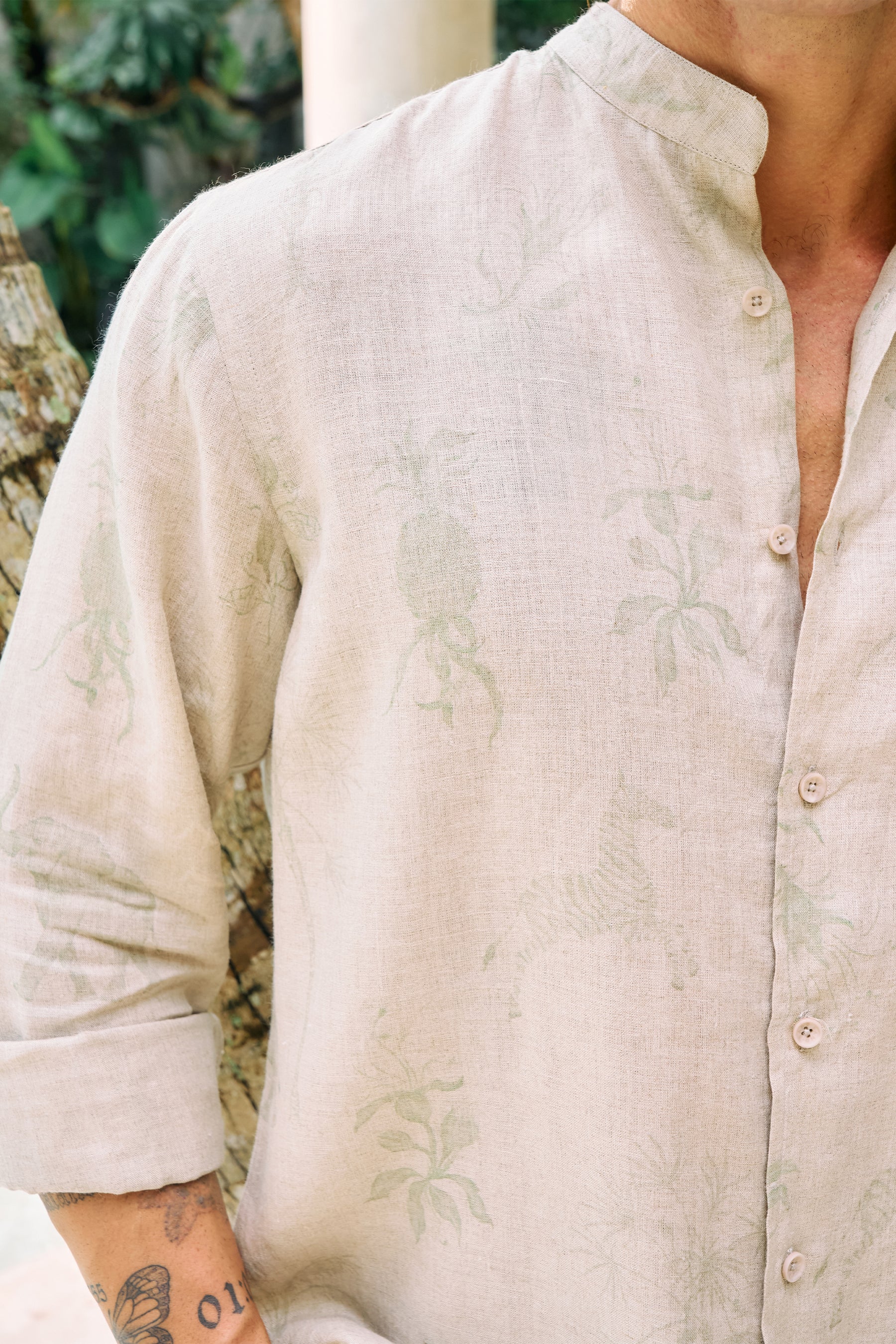 Horizon All Over Print- MAN (Natural & Sage)