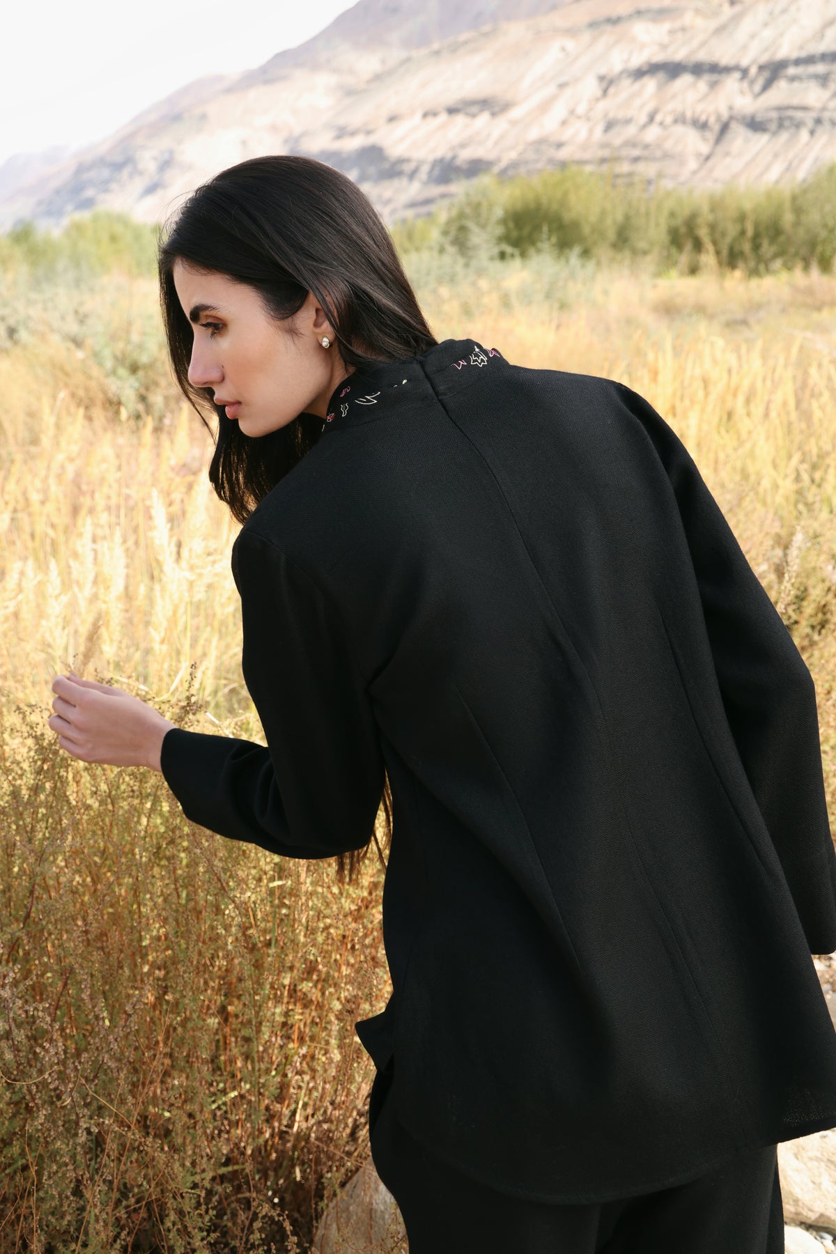 Winter Hush Scarf Top & Laha Woollen Pants (Black)