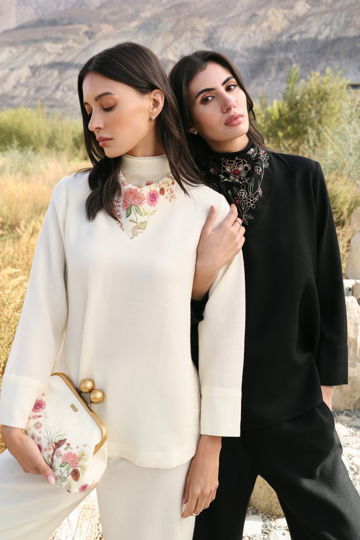 Winter Hush Scarf Woollen Top & Autumn Bloom Woollen Pants (Ivory Alpine Botanics)