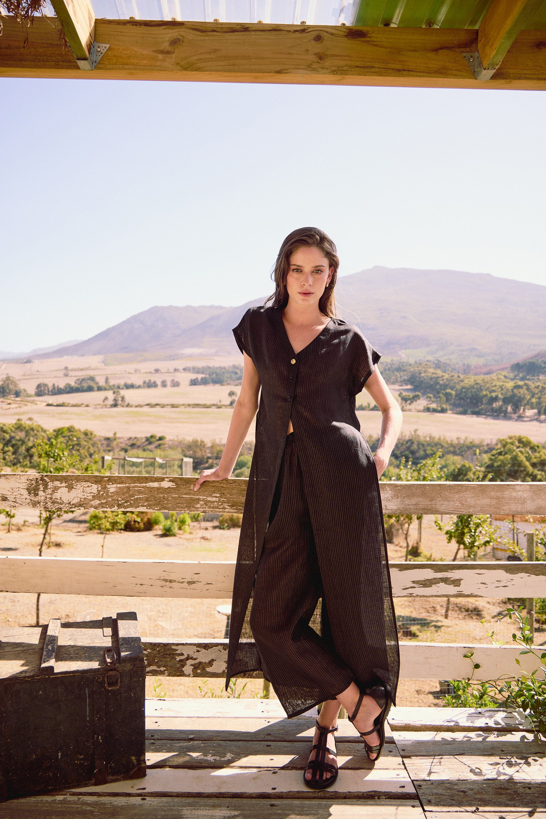 Beirut Top & Costa Rica Pants (Black)