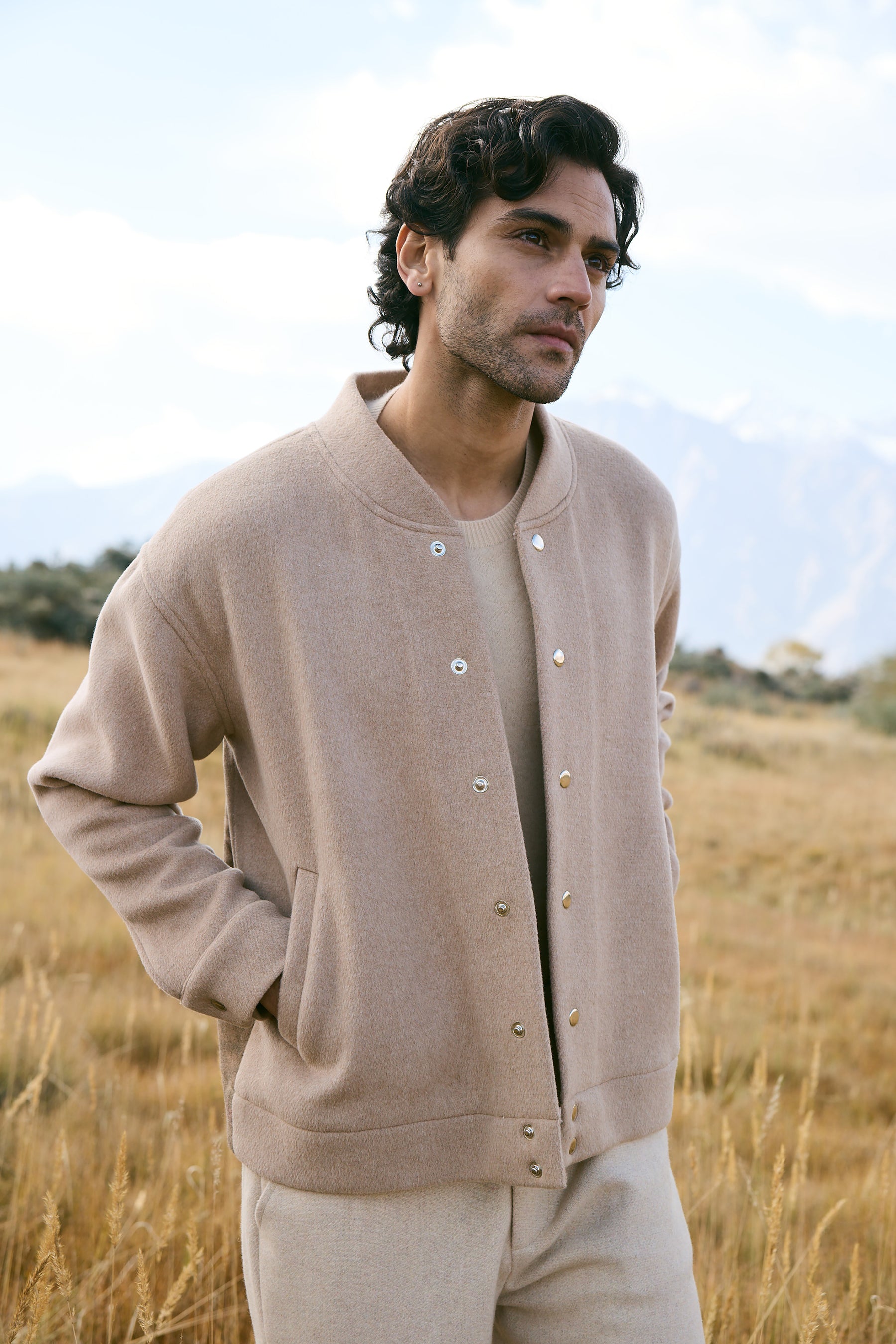 Valley Print Varsity Jacket -Man (Oatmeal)