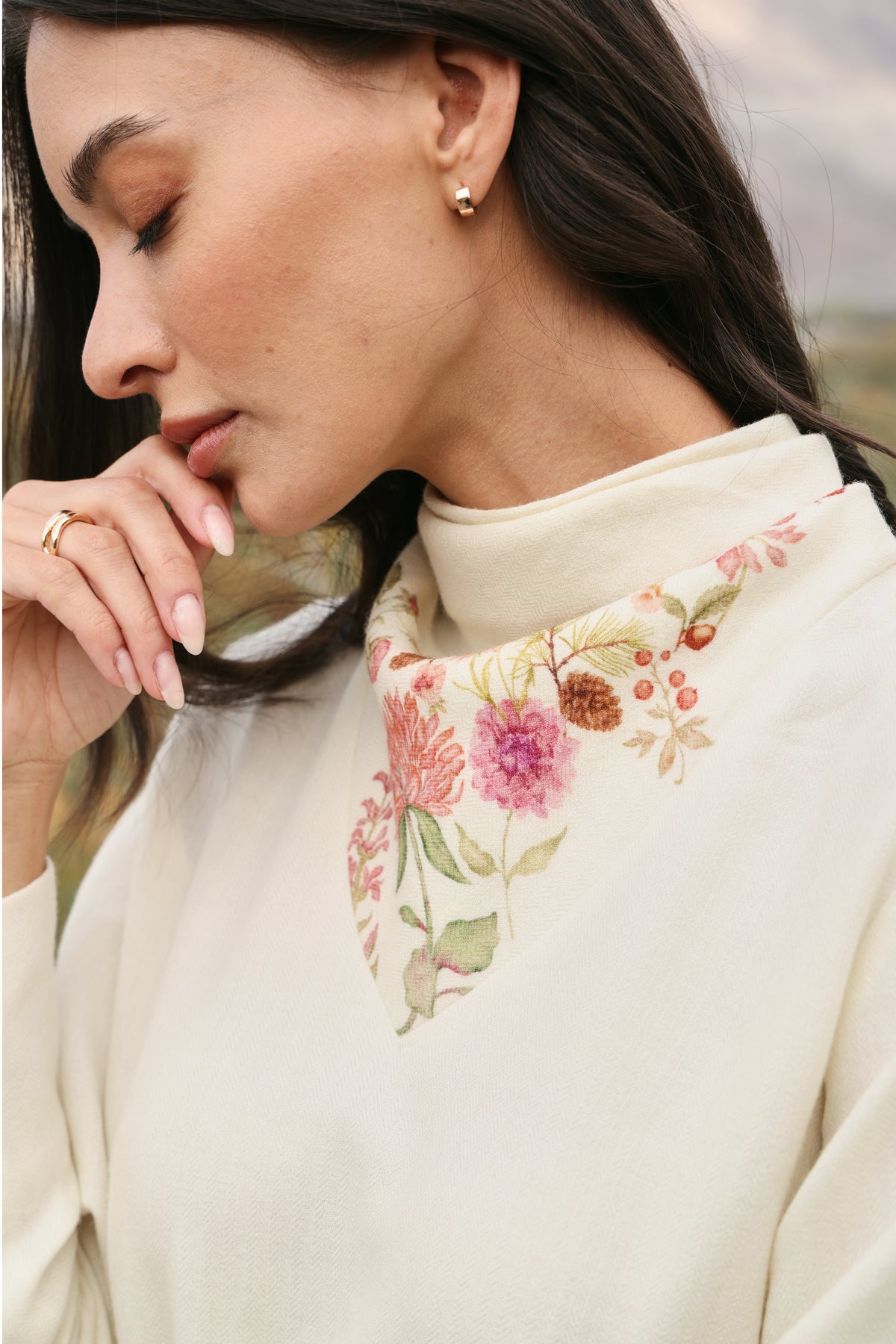 Winter Hush Button Scarf Woollen Top (Ivory Alpine Botanics)