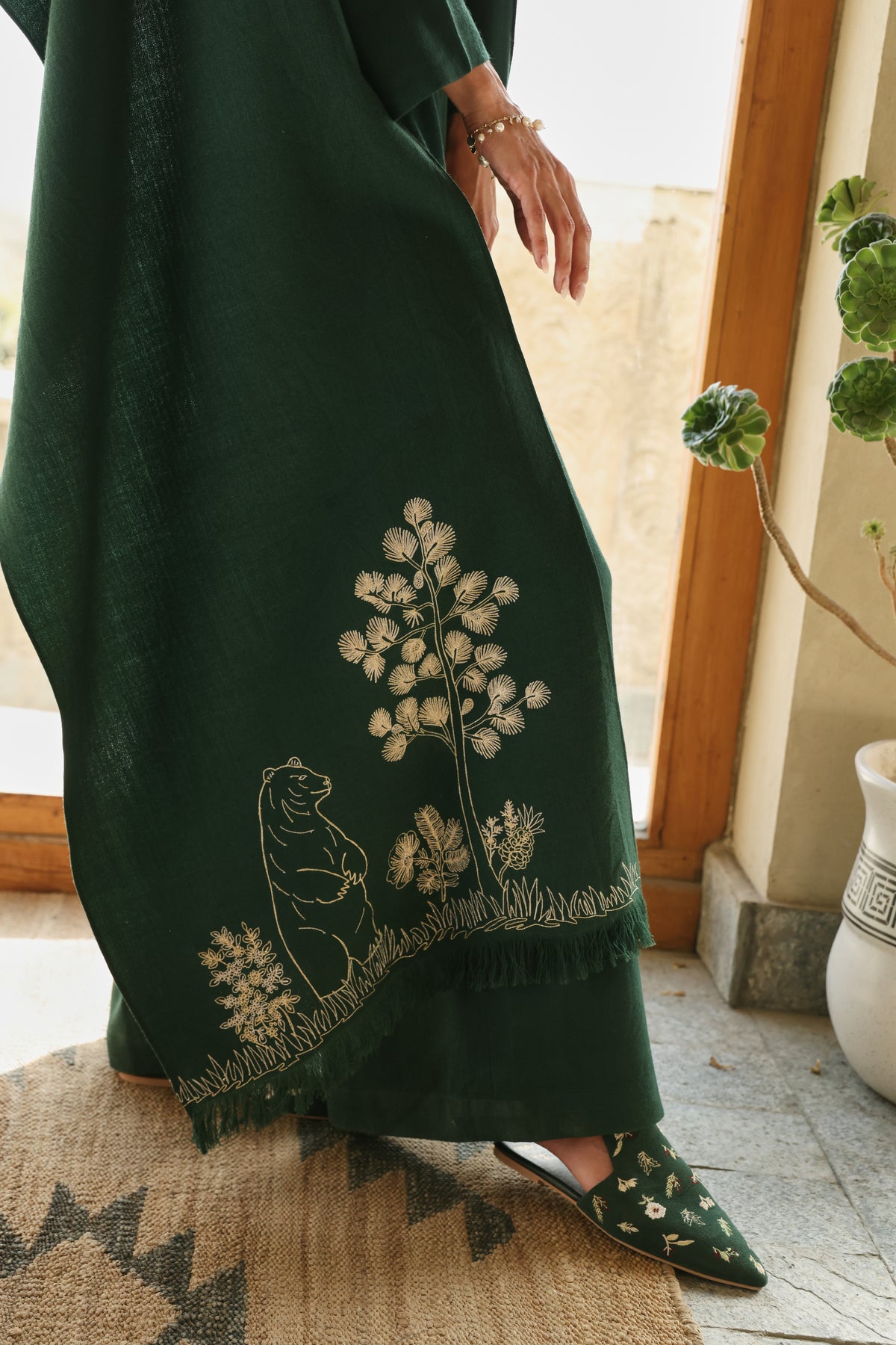 Evergreen Woollen Shawl (Forest Pine)