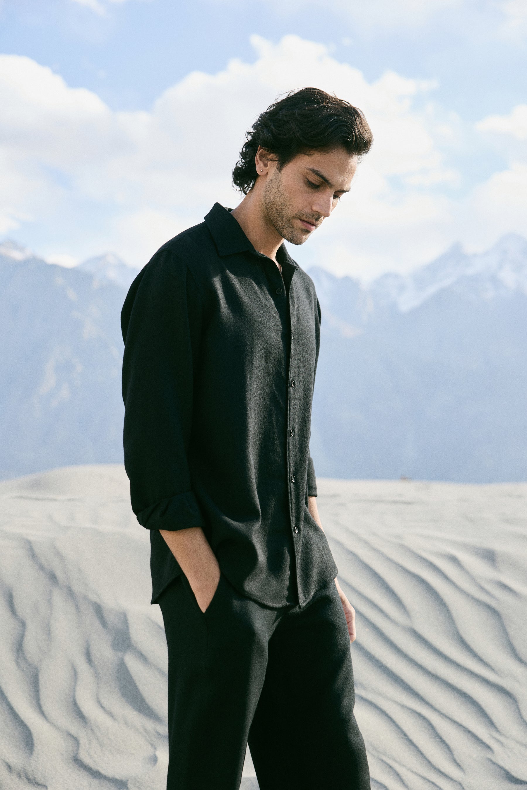 Laha Woollen Shirt- MAN (Black)