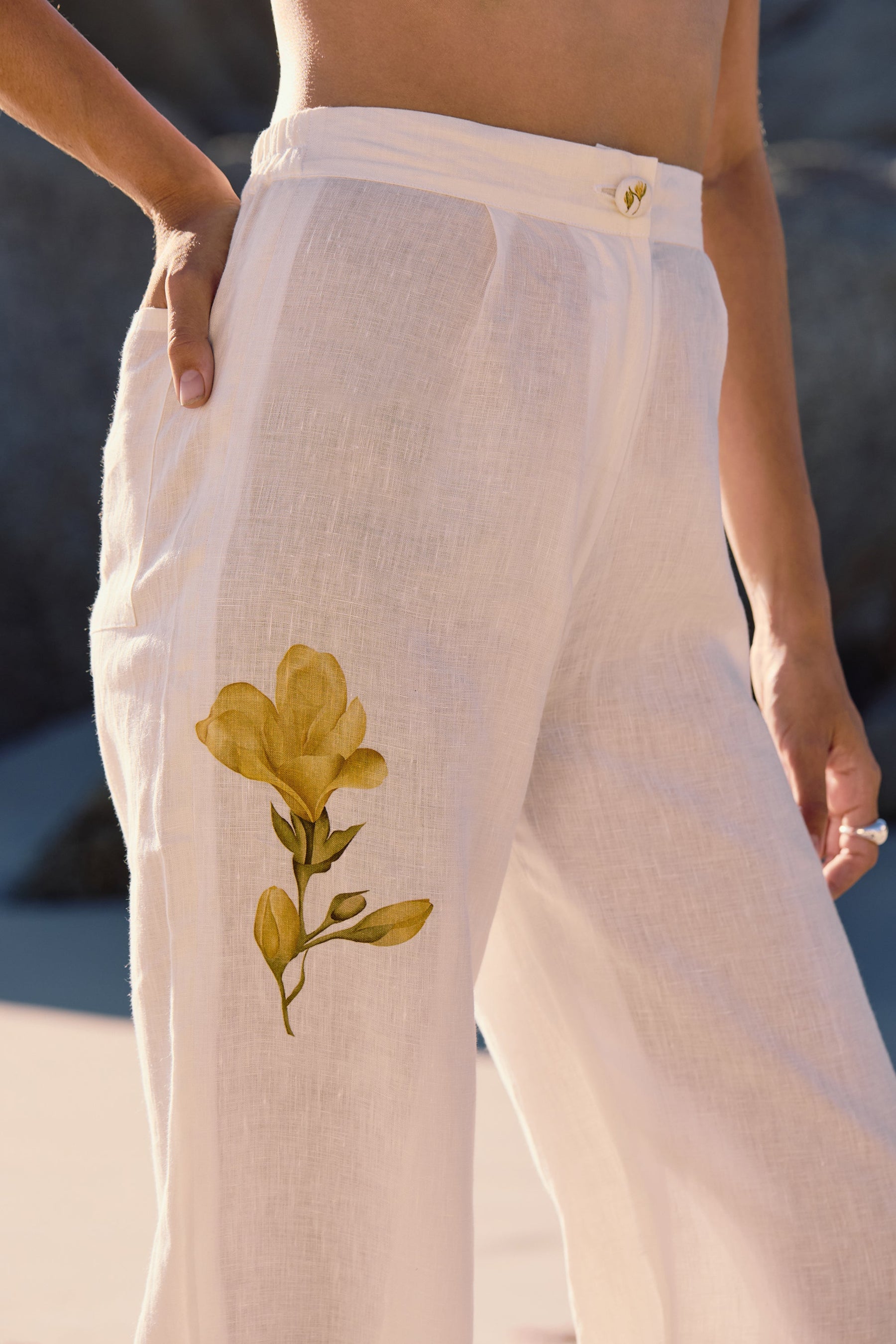 SAND Savanna Pants (Floral White)