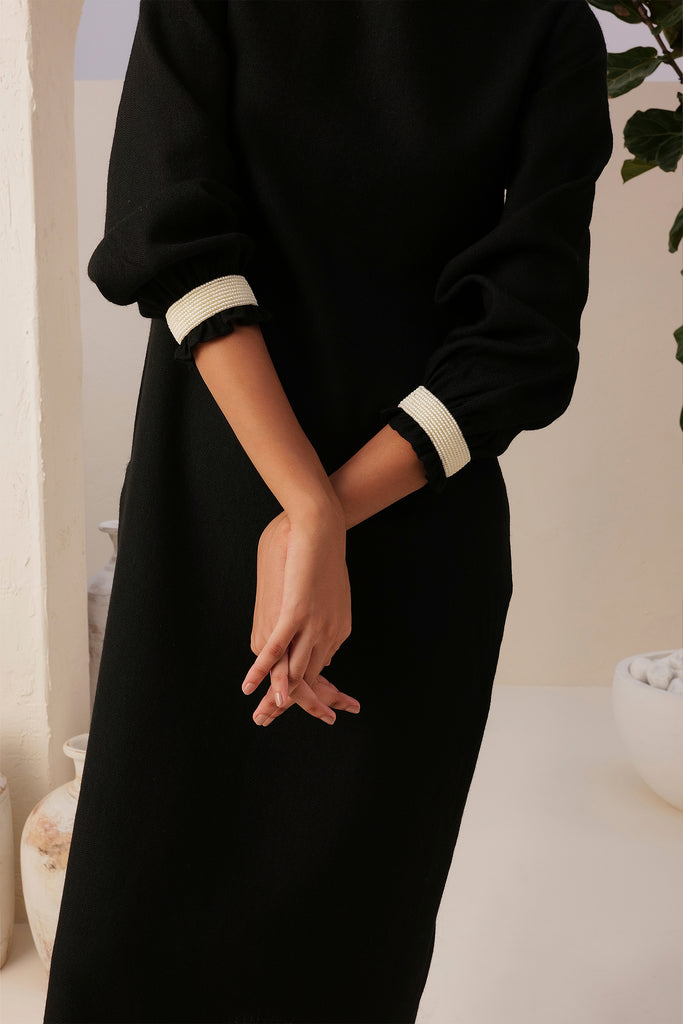Black Relaxed Fit Midi Woollen Dress With Cuff Sleeves