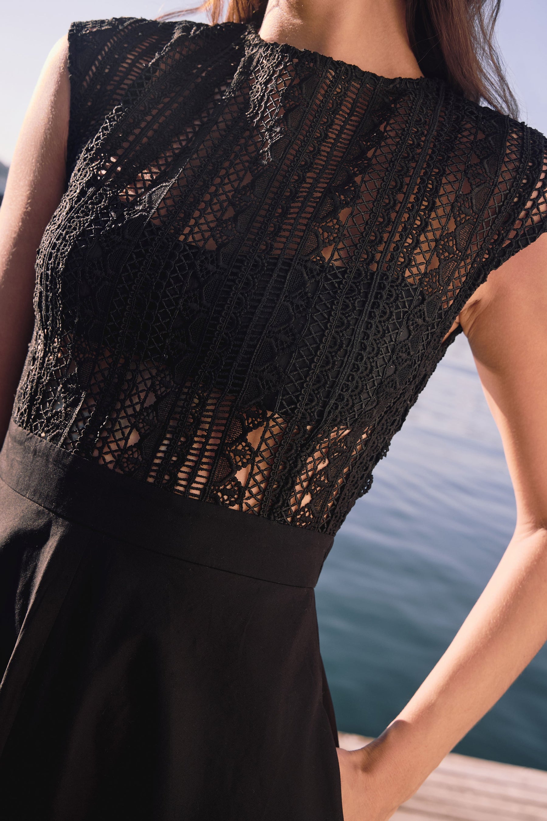 Victoria Dress (Black)