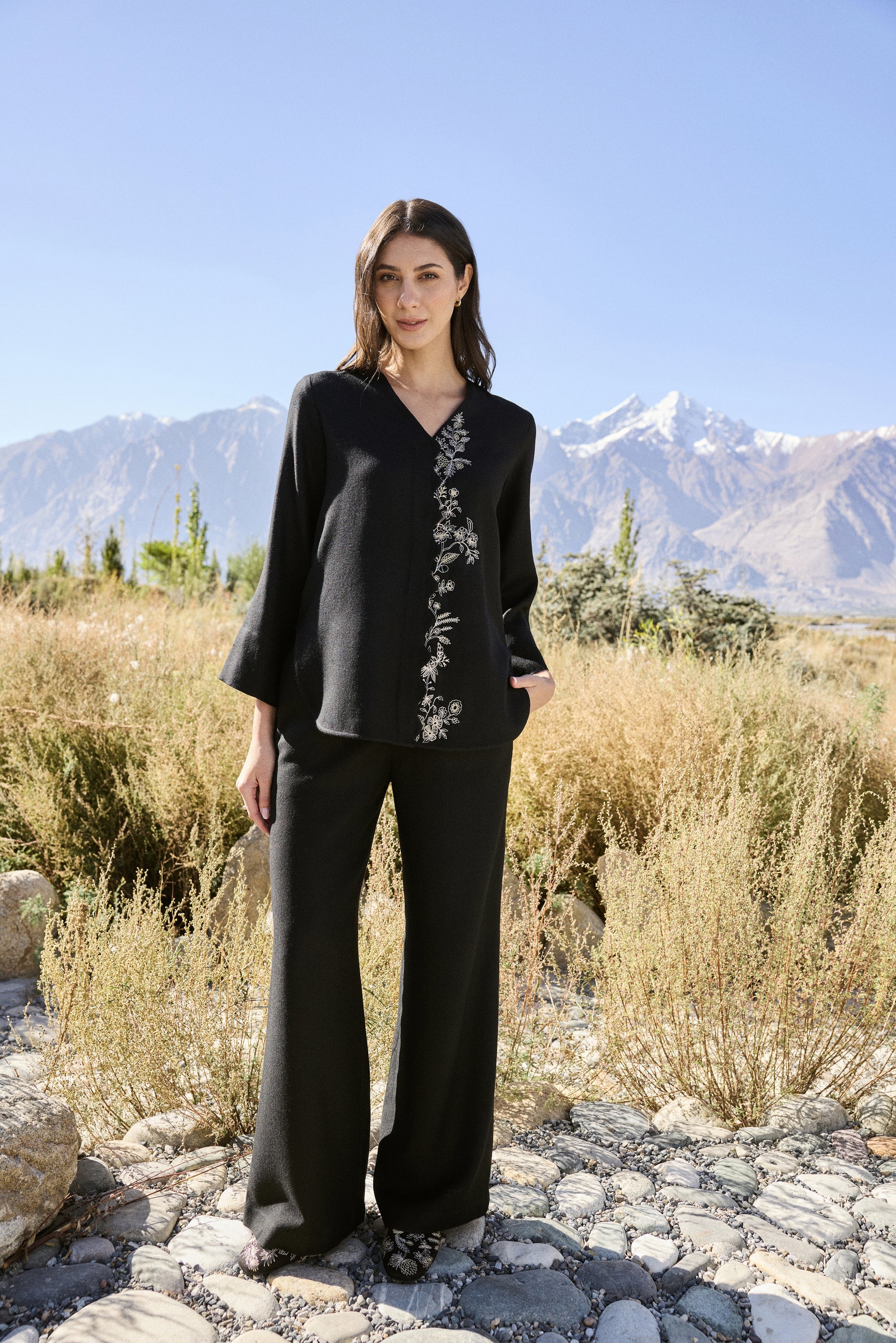Nyoma Woollen Shirt (Black)