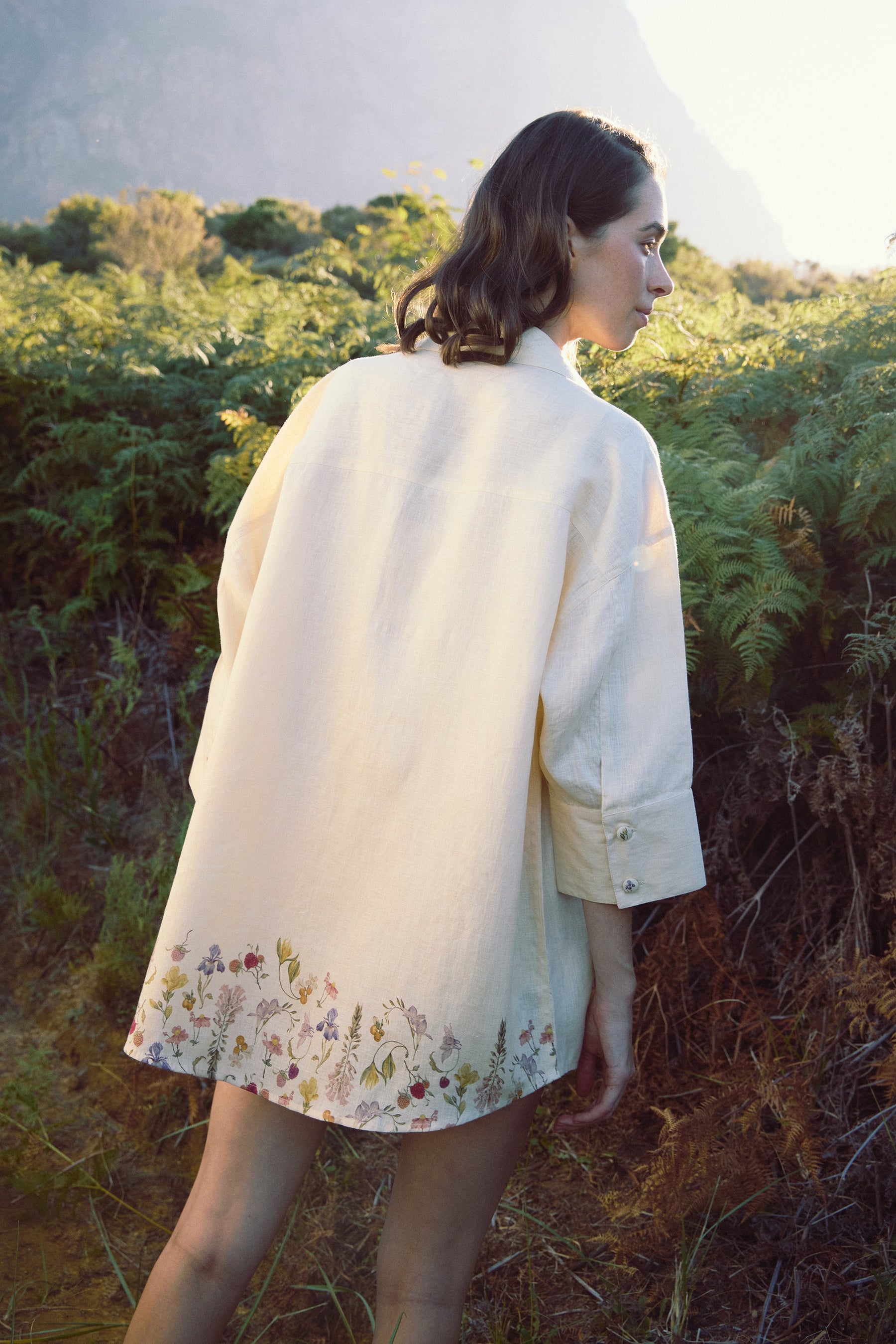 SAND Linen Savanna Shirt (Floral Vanilla) & SAND Savanna Shorts (Floral)