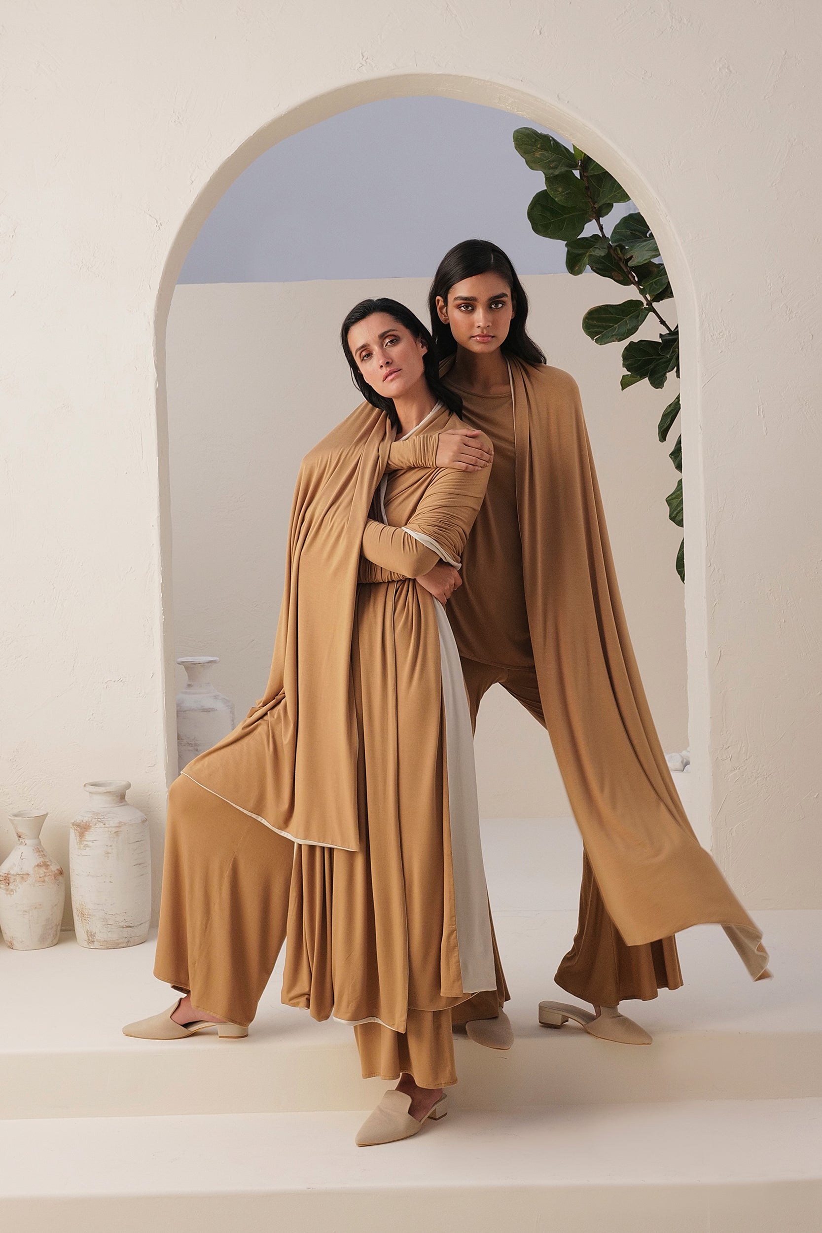Sand Skin Reversable Shawl In Natural & Sand