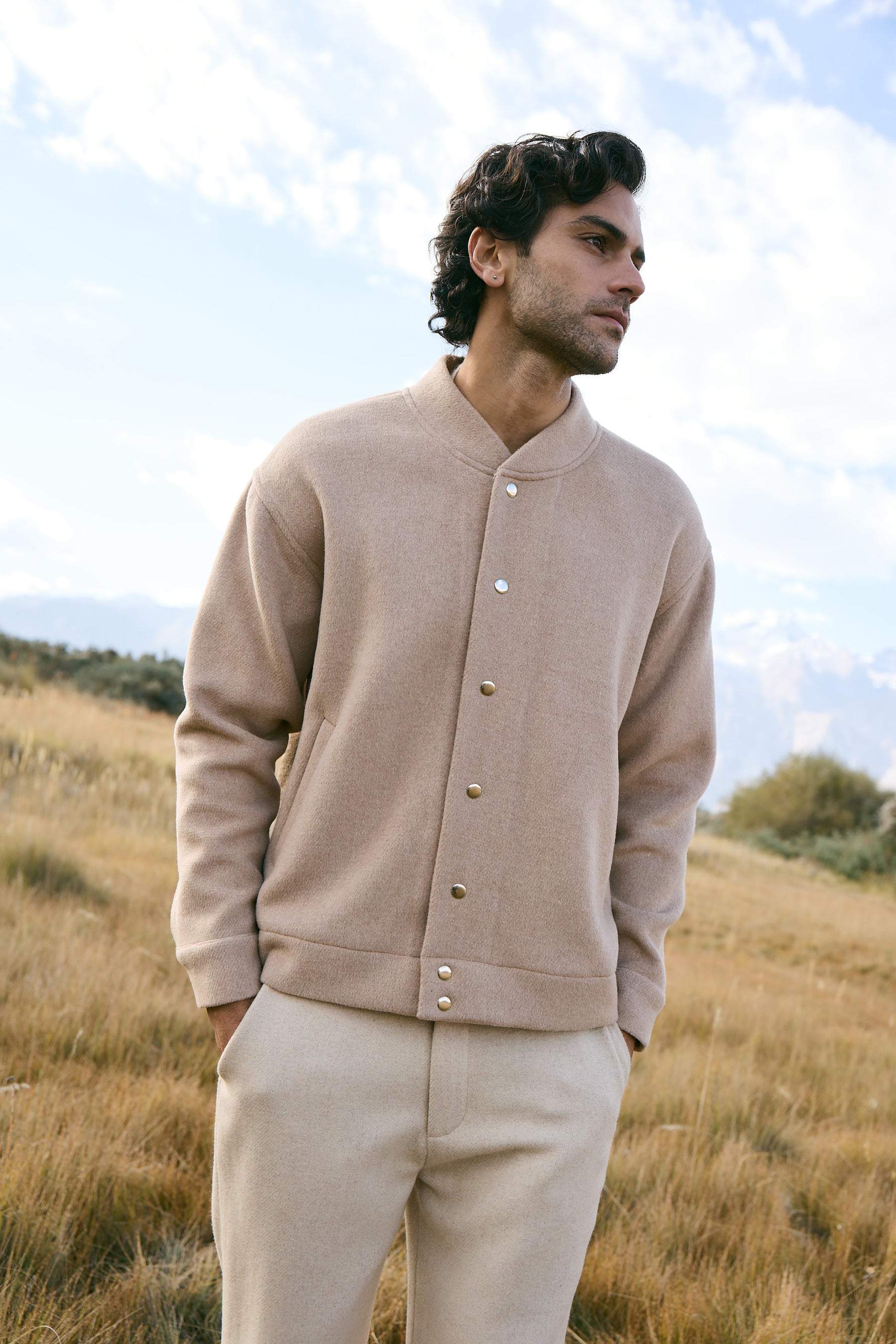 Valley Print Varsity Jacket -Man (Oatmeal)