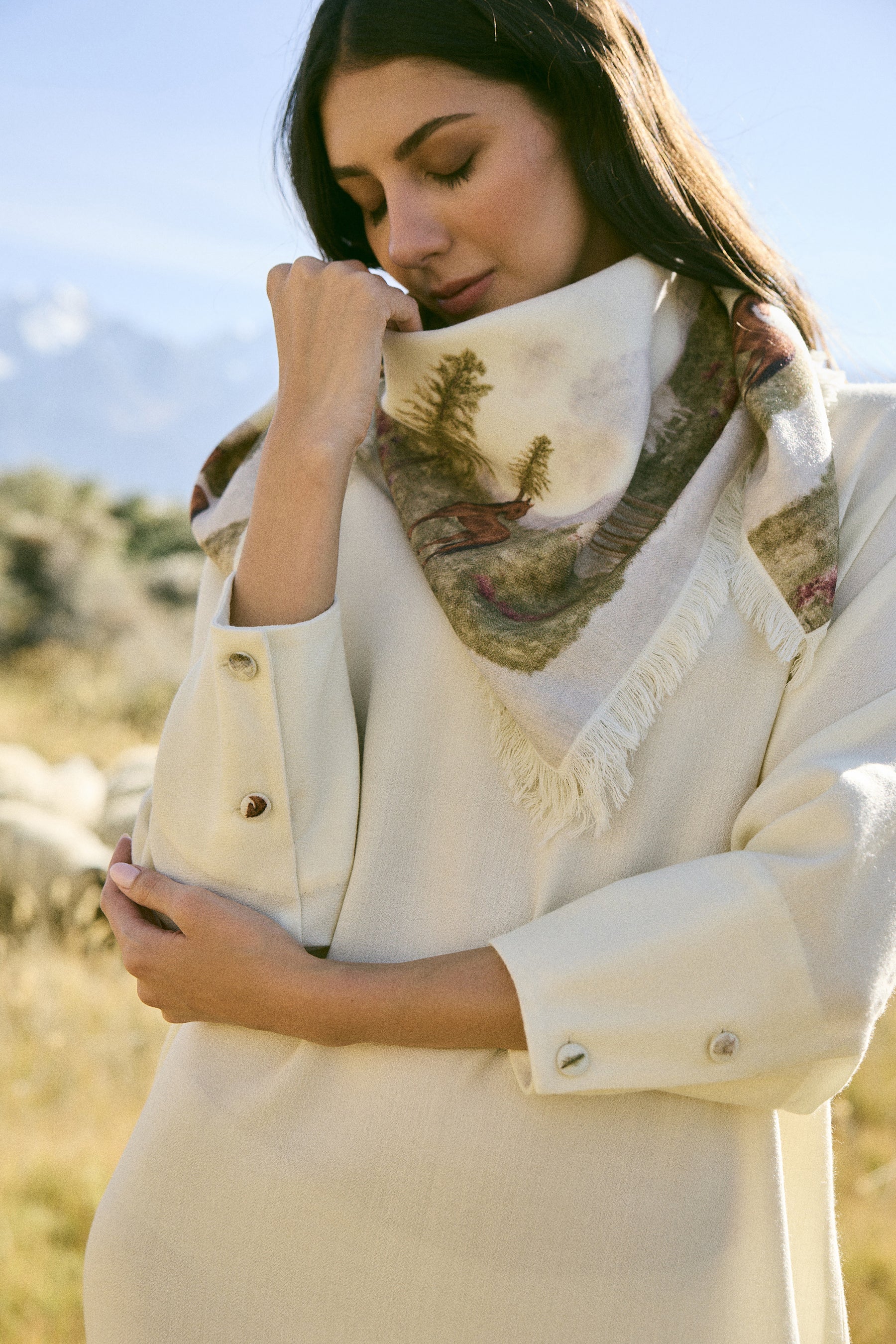 Valley Print Woollen Scarf (Ivory)