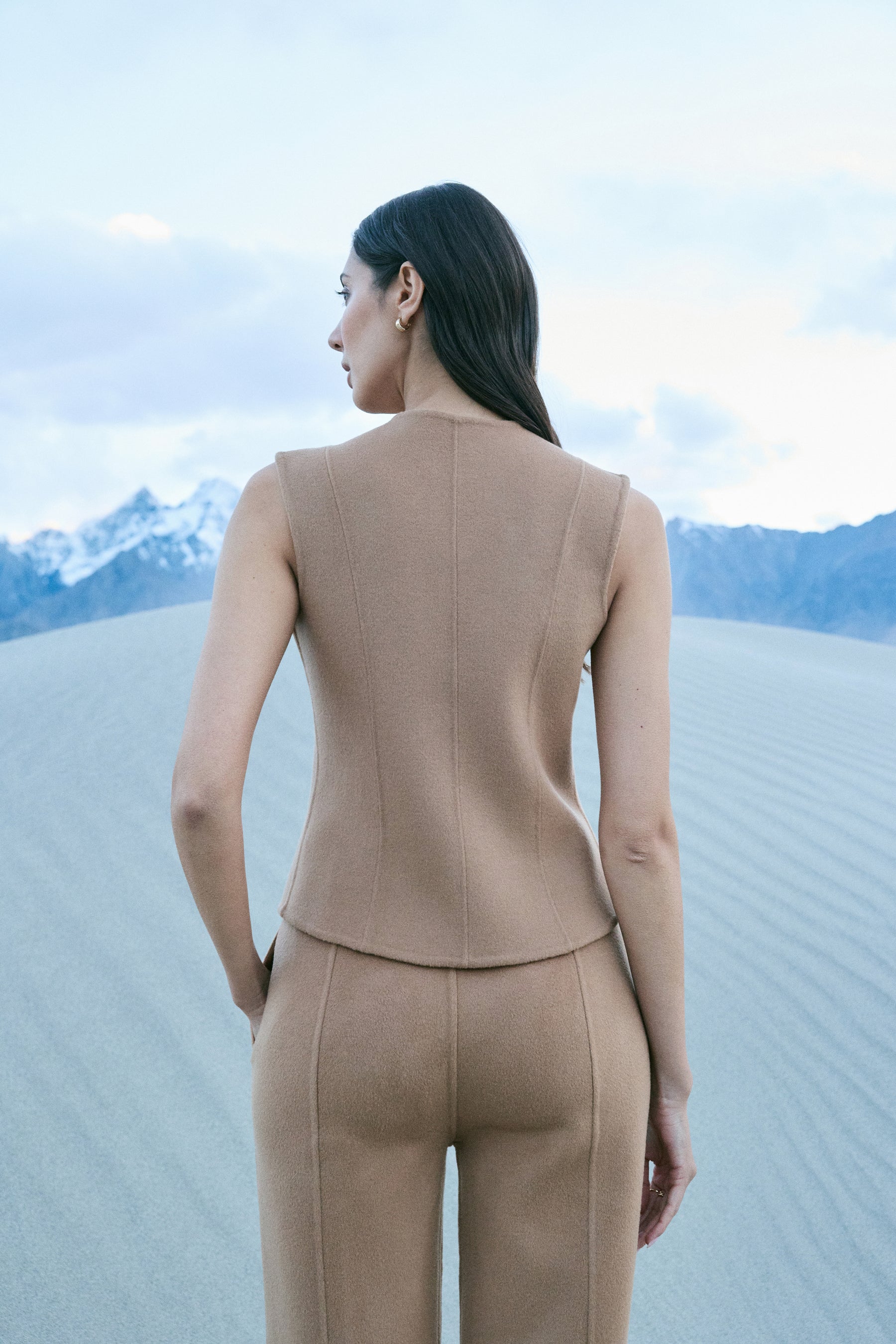 Cashmere-Silk-Merino Blend Waistcoat (Warm Honey)