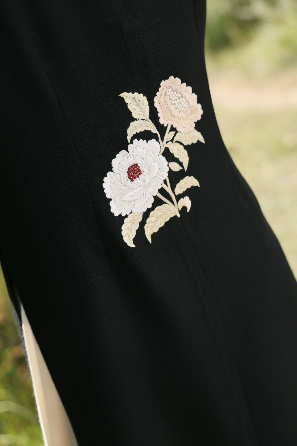Nightfall Long Woollen Top (Black)