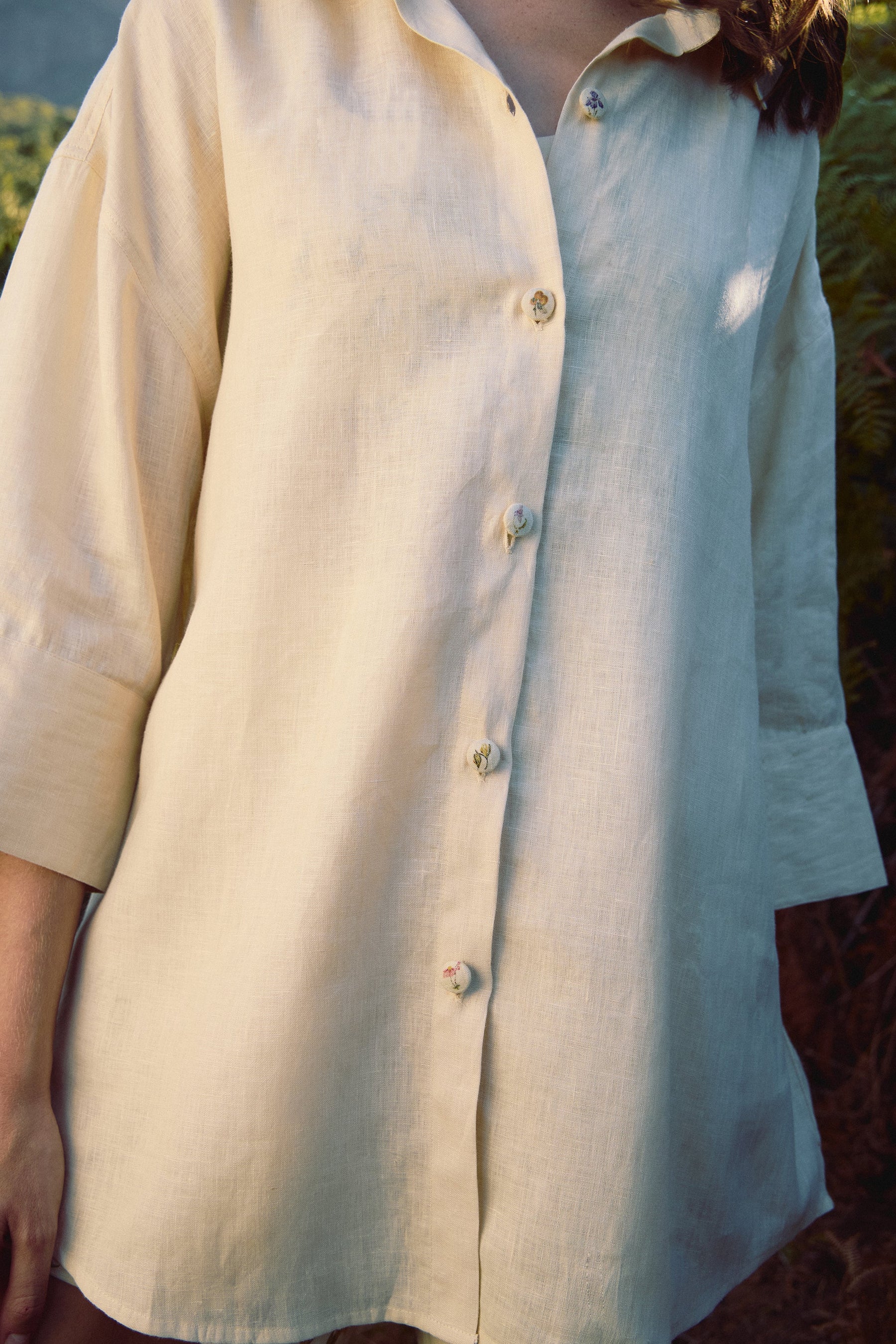 SAND Linen Savanna Shirt (Floral Vanilla) & SAND Savanna Shorts (Floral)