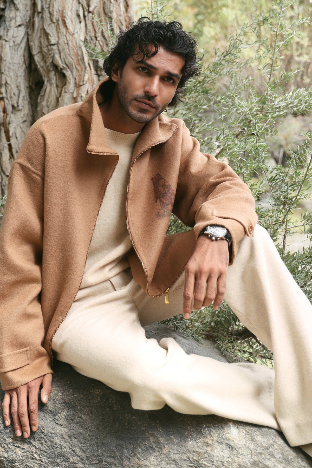 Himalayan Brown Bear Funnel Zip Up Jacket- MAN (Caramel)