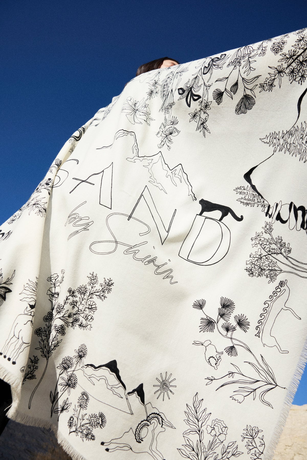 SAND Iconic Woollen Himalayan Landscape Scarf (Ivory & Black)