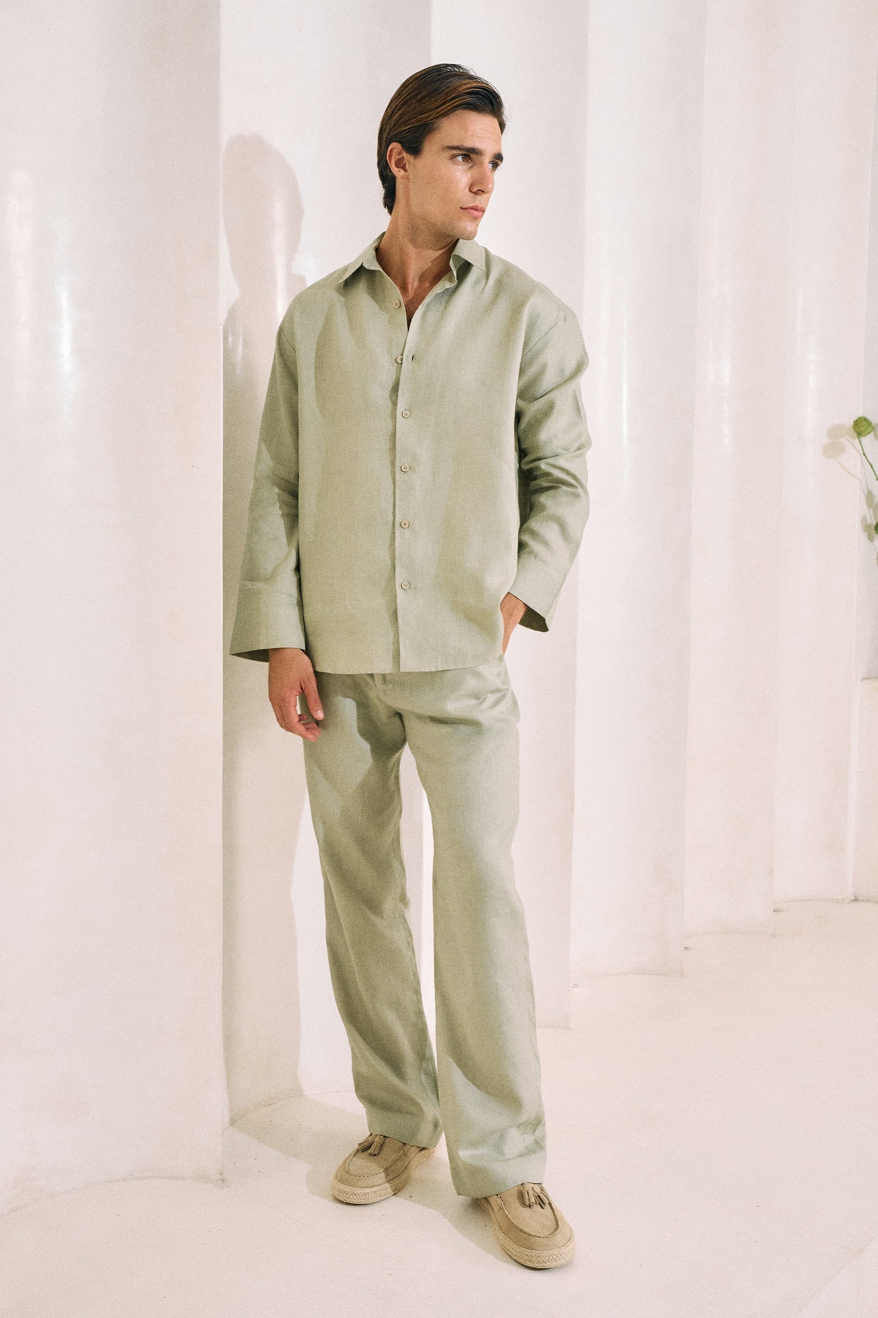 Steady Form Pants- MAN (Sage)